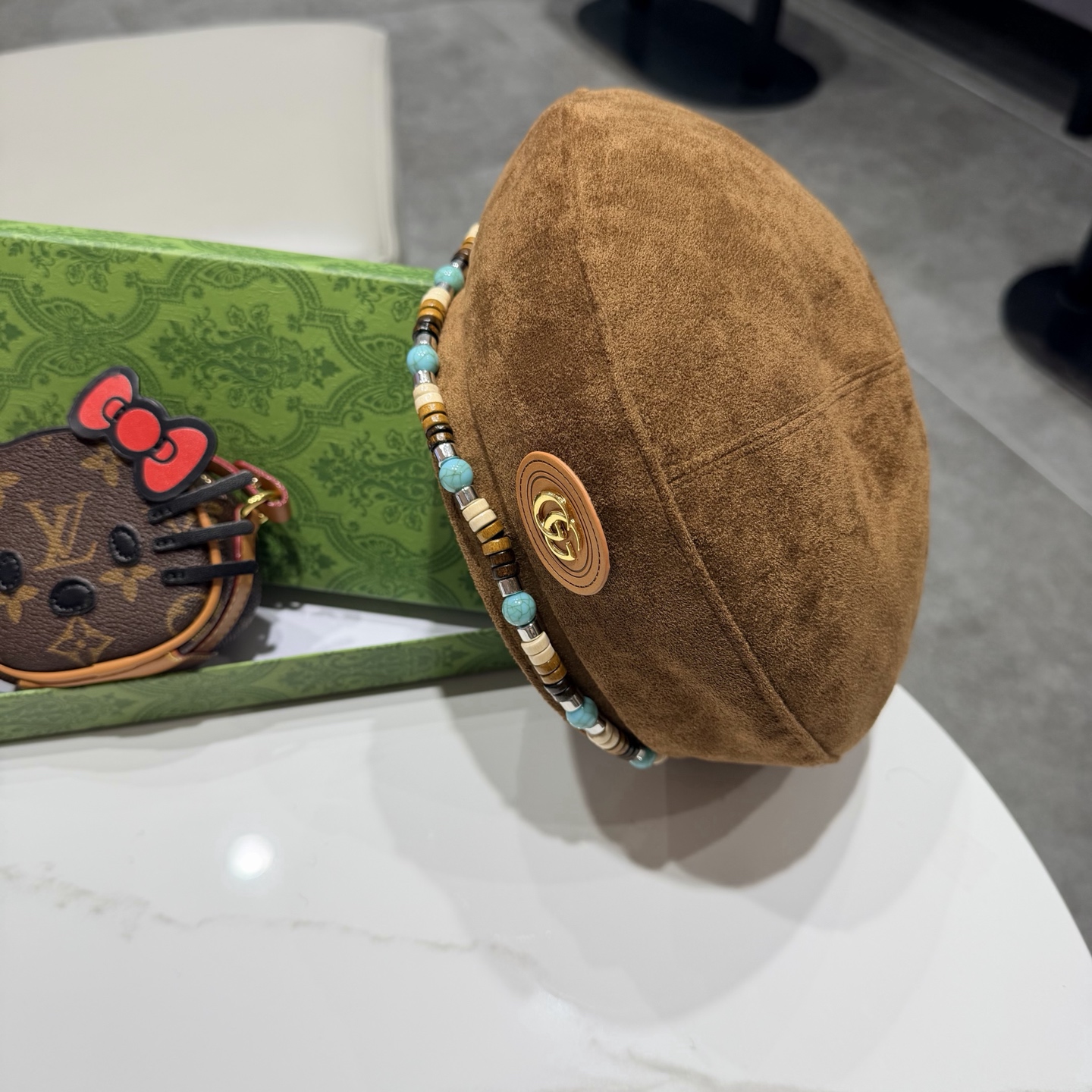 gucci古奇秋冬新款麂皮绒贝雷帽女波嬉风复古时尚显脸小报童帽画家帽男