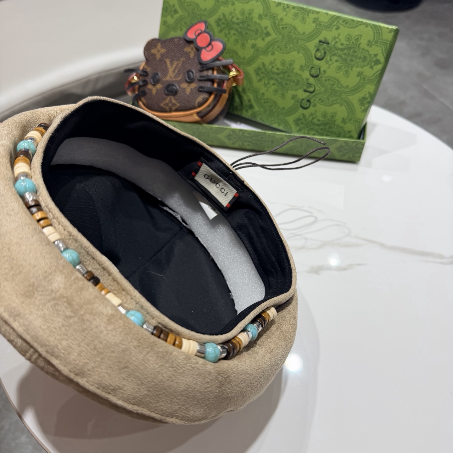 gucci古奇秋冬新款麂皮绒贝雷帽女波嬉风复古时尚显脸小报童帽画家帽男