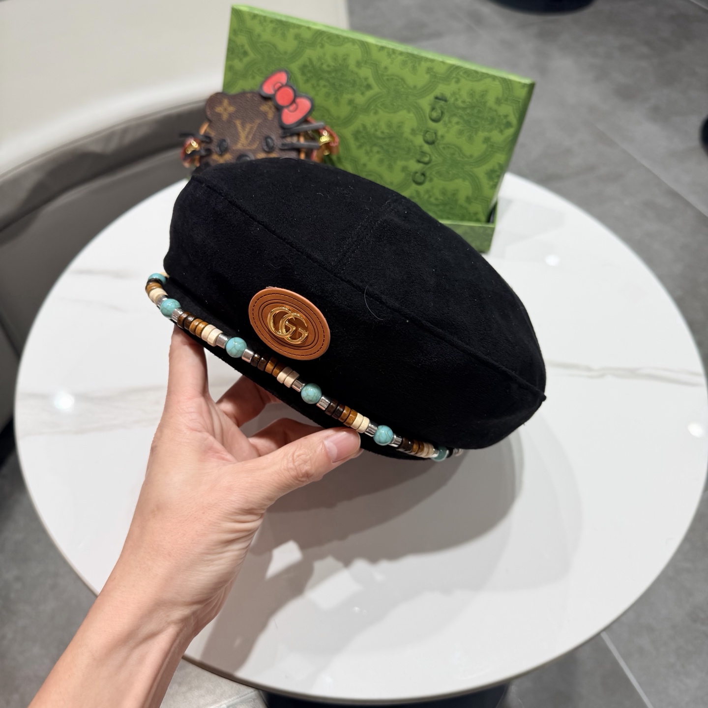 gucci古奇秋冬新款麂皮绒贝雷帽女波嬉风复古时尚显脸小报童帽画家帽男