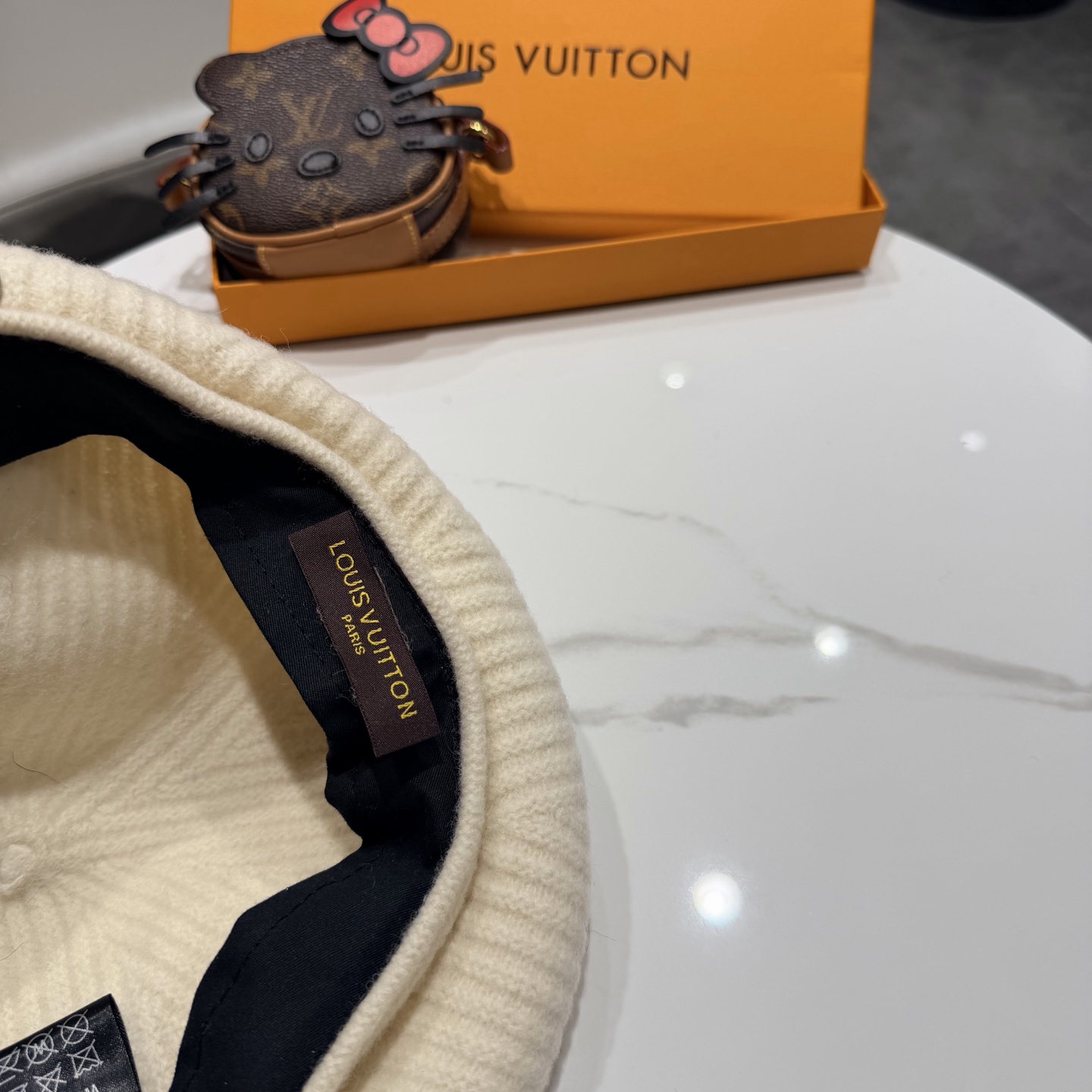 LV路易威登立体有型~羊毛贝雷帽优雅女士秋冬季百搭显脸小画家帽