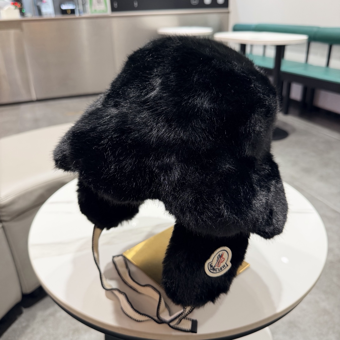 蒙口纯色波浪檐毛绒渔夫帽女冬季防寒保暖百搭大头围显脸小毛茸茸盆帽