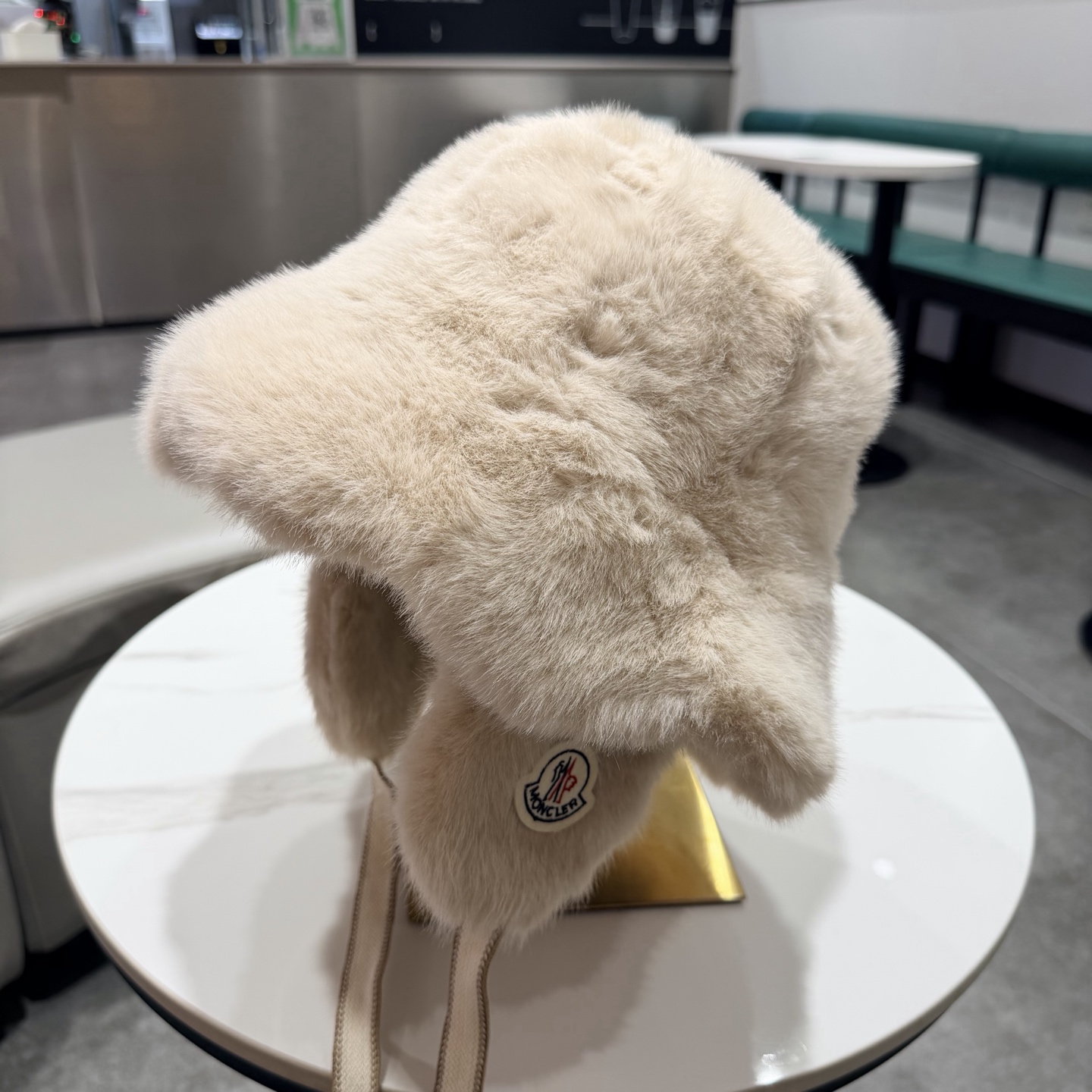 蒙口纯色波浪檐毛绒渔夫帽女冬季防寒保暖百搭大头围显脸小毛茸茸盆帽