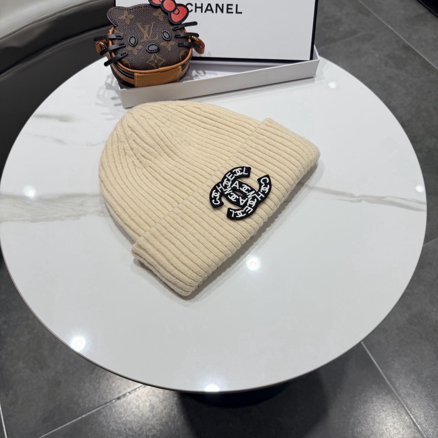 Chanel香奈儿新款针织毛线帽