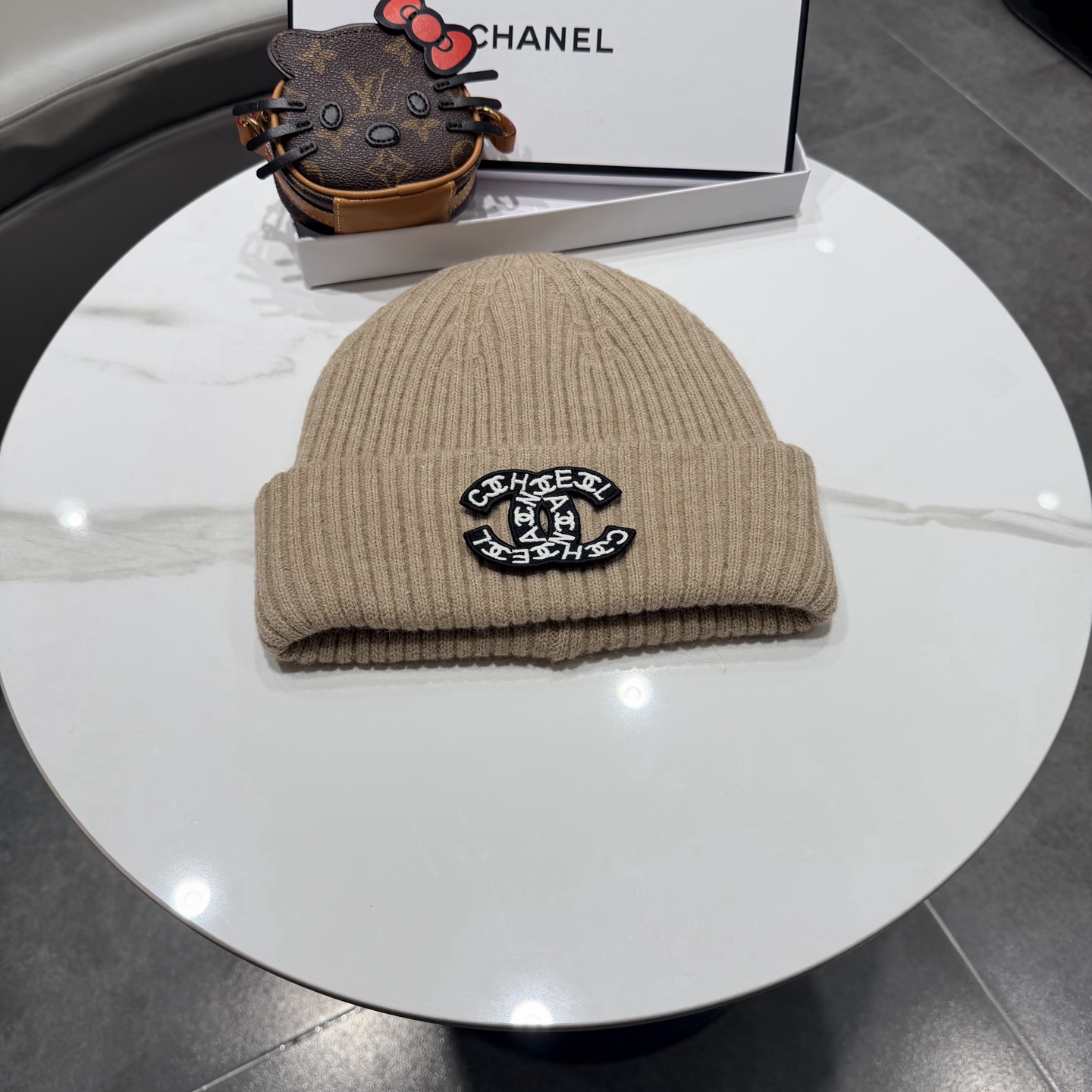 NO:643418,Chanel Chanel new knitted woolen hat fisherman hat baseball cap knitted hat, hat, chanel, chanel, espadrilles, hats19860909Chanel香奈儿新款针织毛线帽帽子渔夫帽棒球帽针织帽,帽子,chanel,chanel,espadrilles,hats,hat