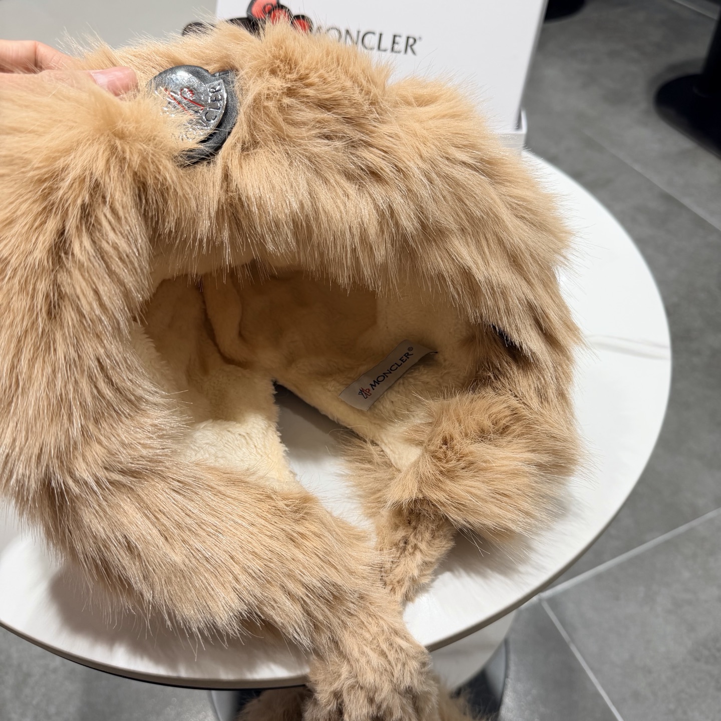 moncler毛绒帽子女秋冬加绒加厚渔夫帽保暖棉帽骑车防风护耳帽防寒雷锋帽