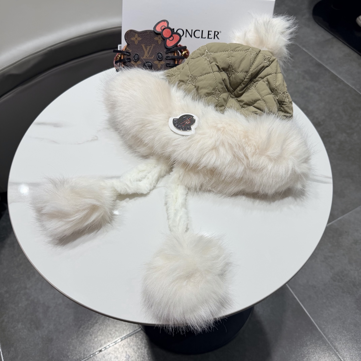 moncler毛绒帽子女秋冬加绒加厚渔夫帽保暖棉帽骑车防风护耳帽防寒雷锋帽