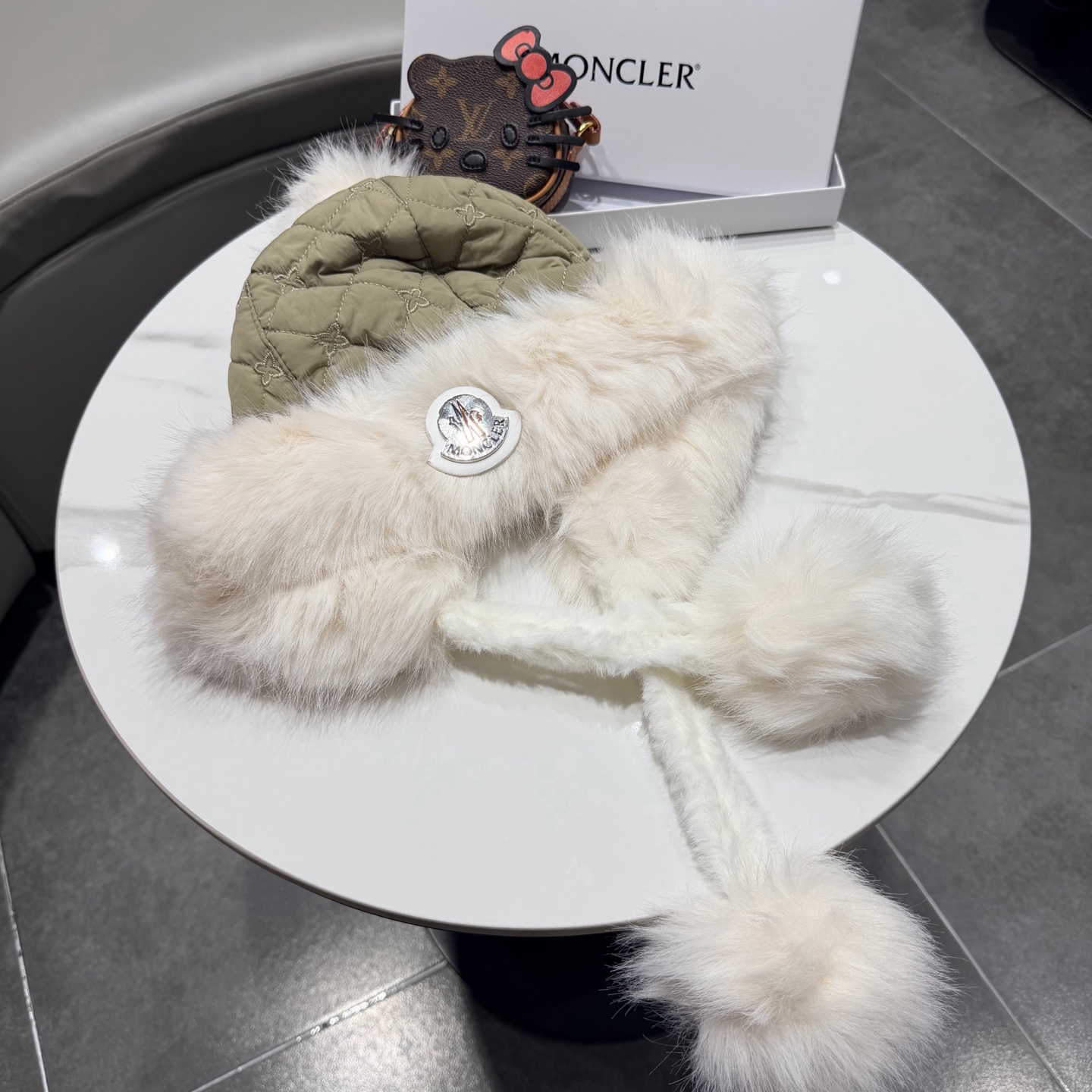 moncler毛绒帽子女秋冬加绒加厚渔夫帽保暖棉帽骑车防风护耳帽防寒雷锋帽