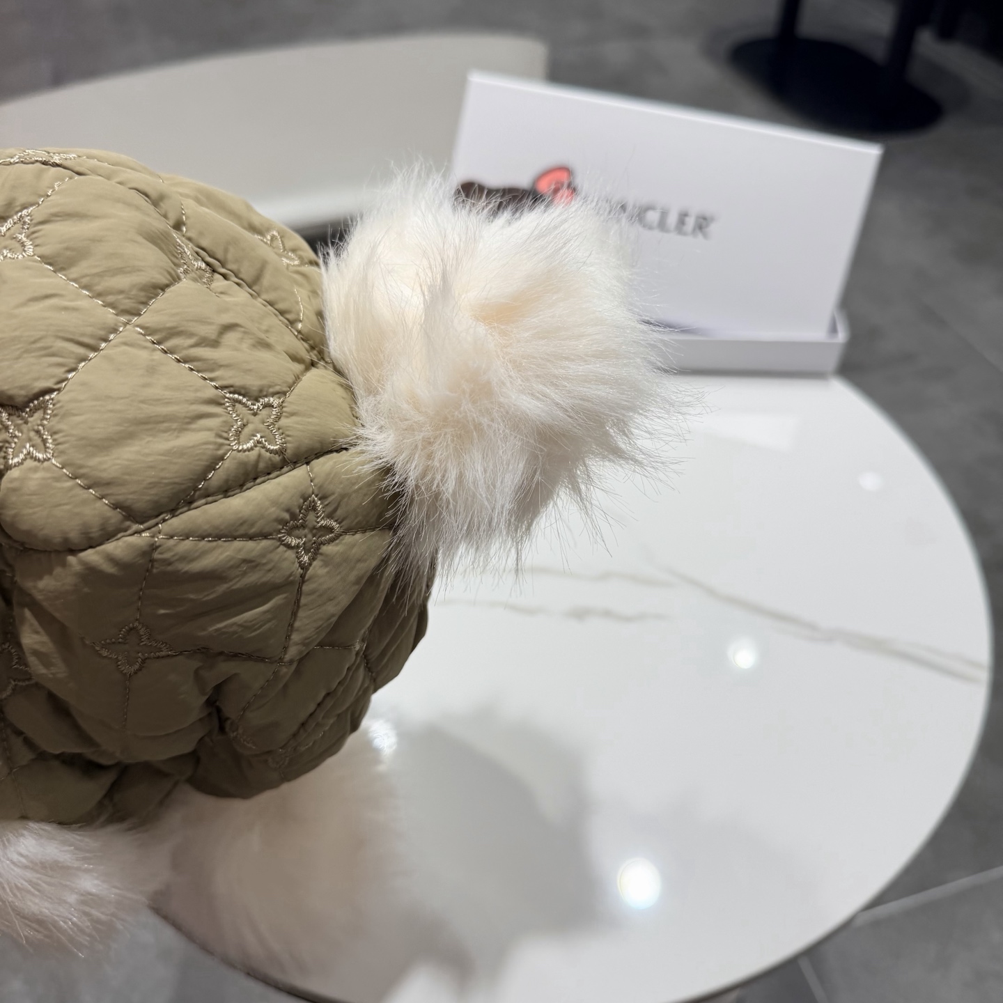 moncler毛绒帽子女秋冬加绒加厚渔夫帽保暖棉帽骑车防风护耳帽防寒雷锋帽