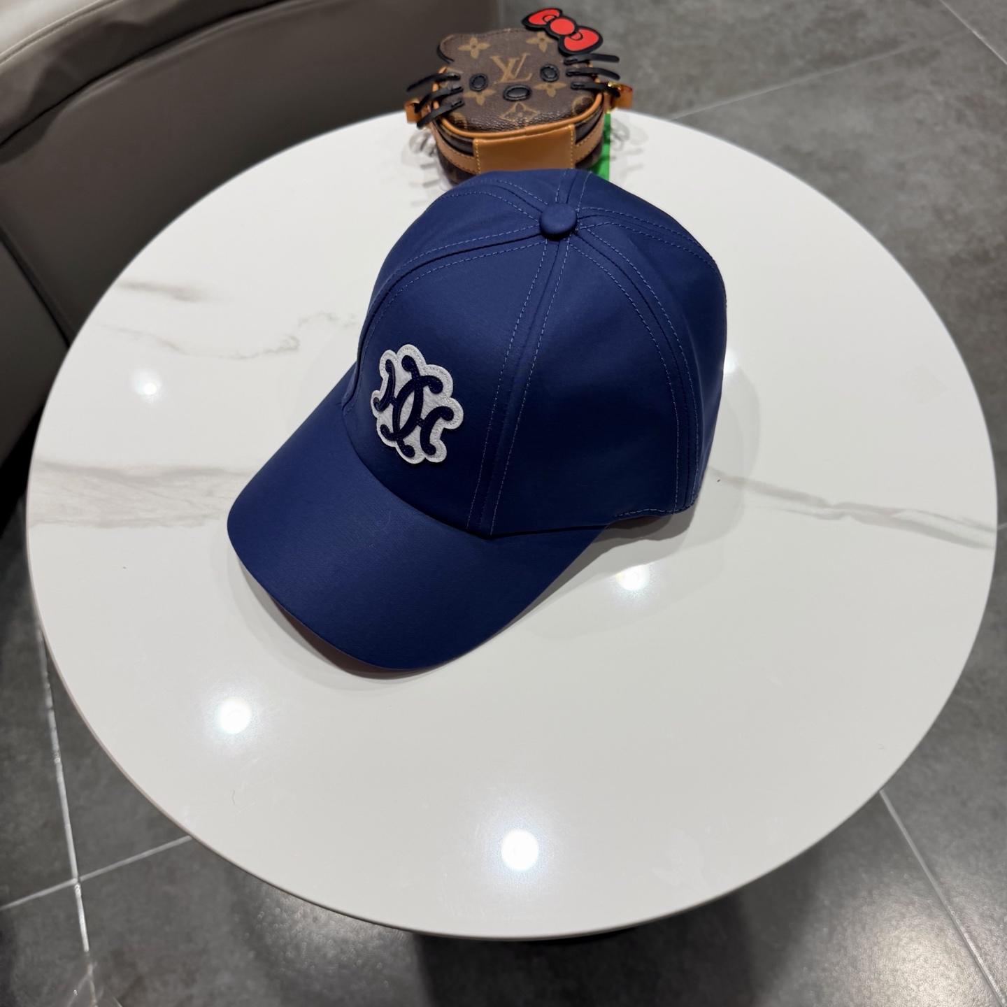 爱马仕Hermes 官网新品经典款 棒球帽🎩 原单品质 火爆来袭。 工艺非常精美[爱心] 高档大气上档次