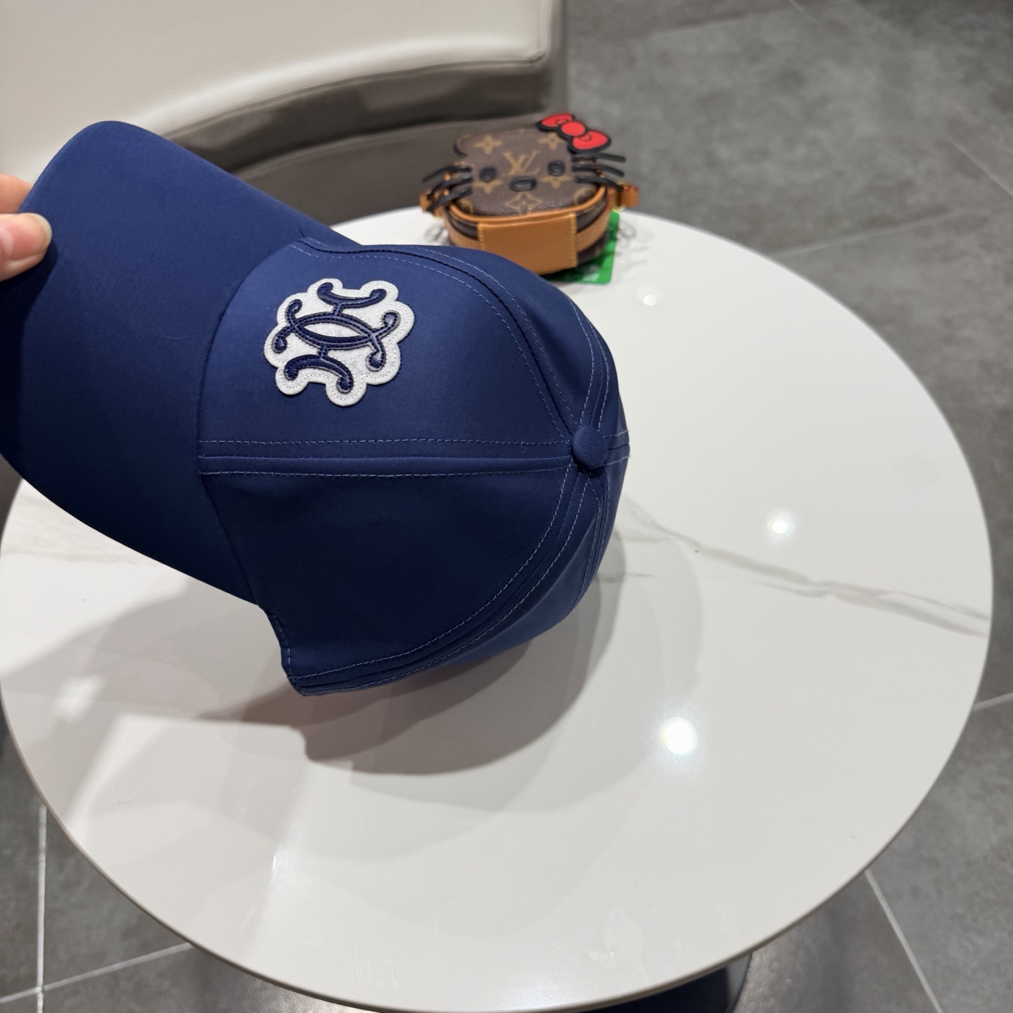 爱马仕Hermes 官网新品经典款 棒球帽🎩 原单品质 火爆来袭。 工艺非常精美[爱心] 高档大气上档次