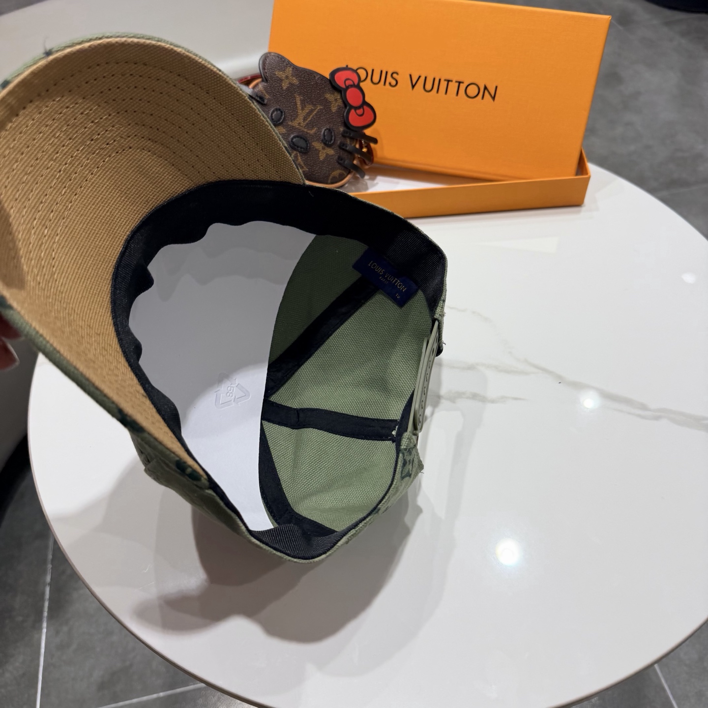 LV路易威登棒球帽  轻盈透气。完美版型，独家实物拍摄，通用