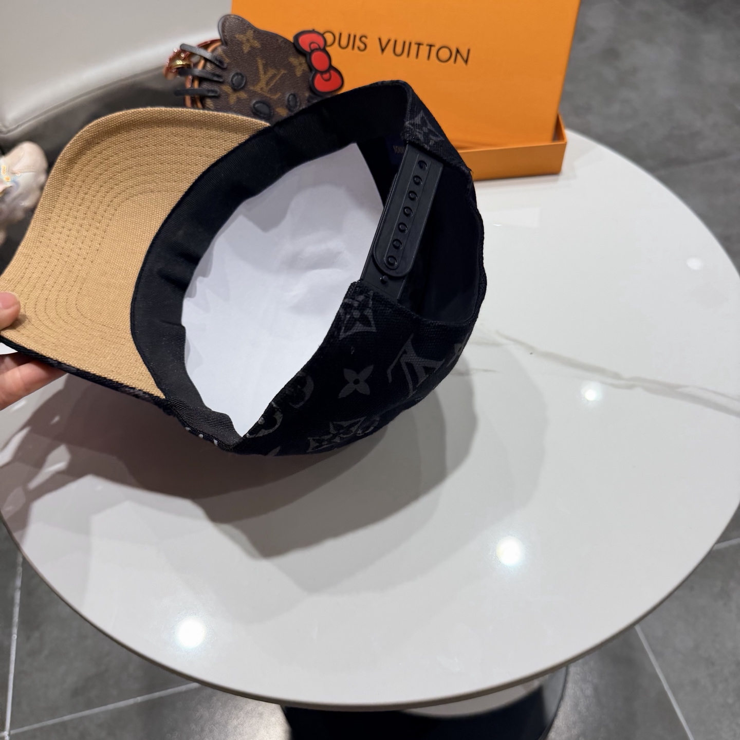LV路易威登棒球帽  轻盈透气。完美版型，独家实物拍摄，通用