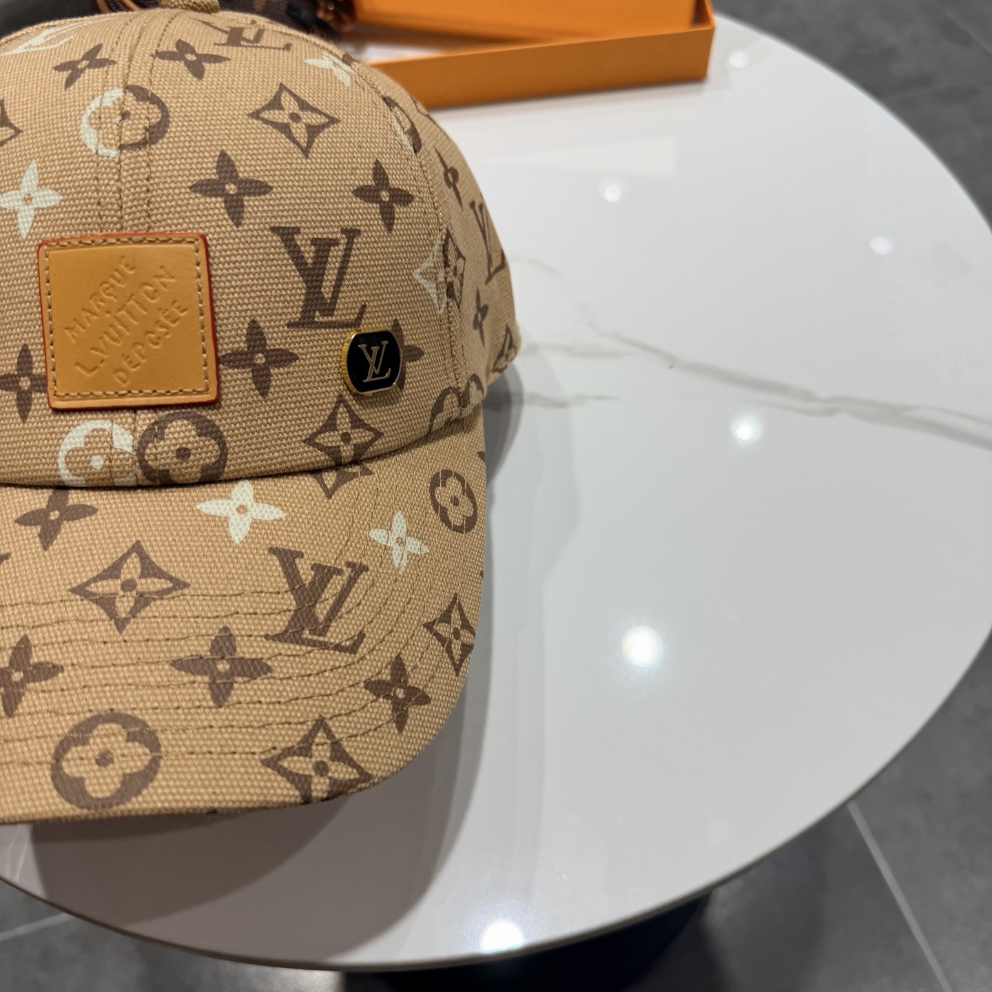 LV路易威登棒球帽  轻盈透气。完美版型，独家实物拍摄，通用