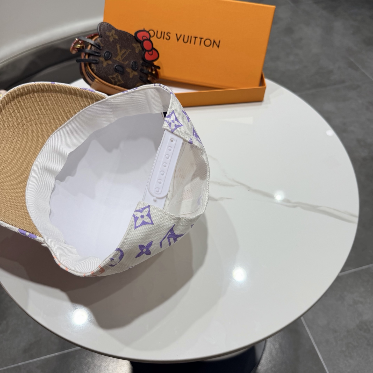 LV路易威登棒球帽  轻盈透气。完美版型，独家实物拍摄，通用