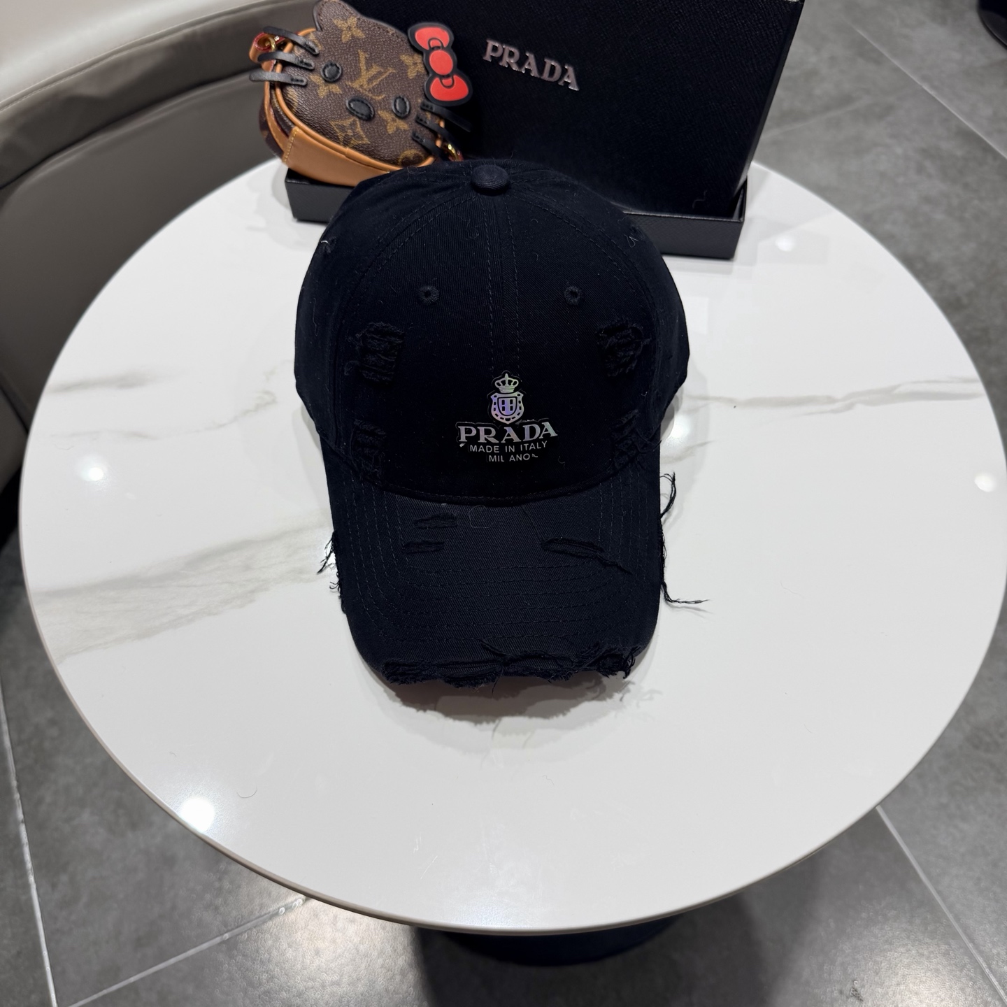 Prada普拉达 2025新款大牌款棒球帽，经典款男女通用