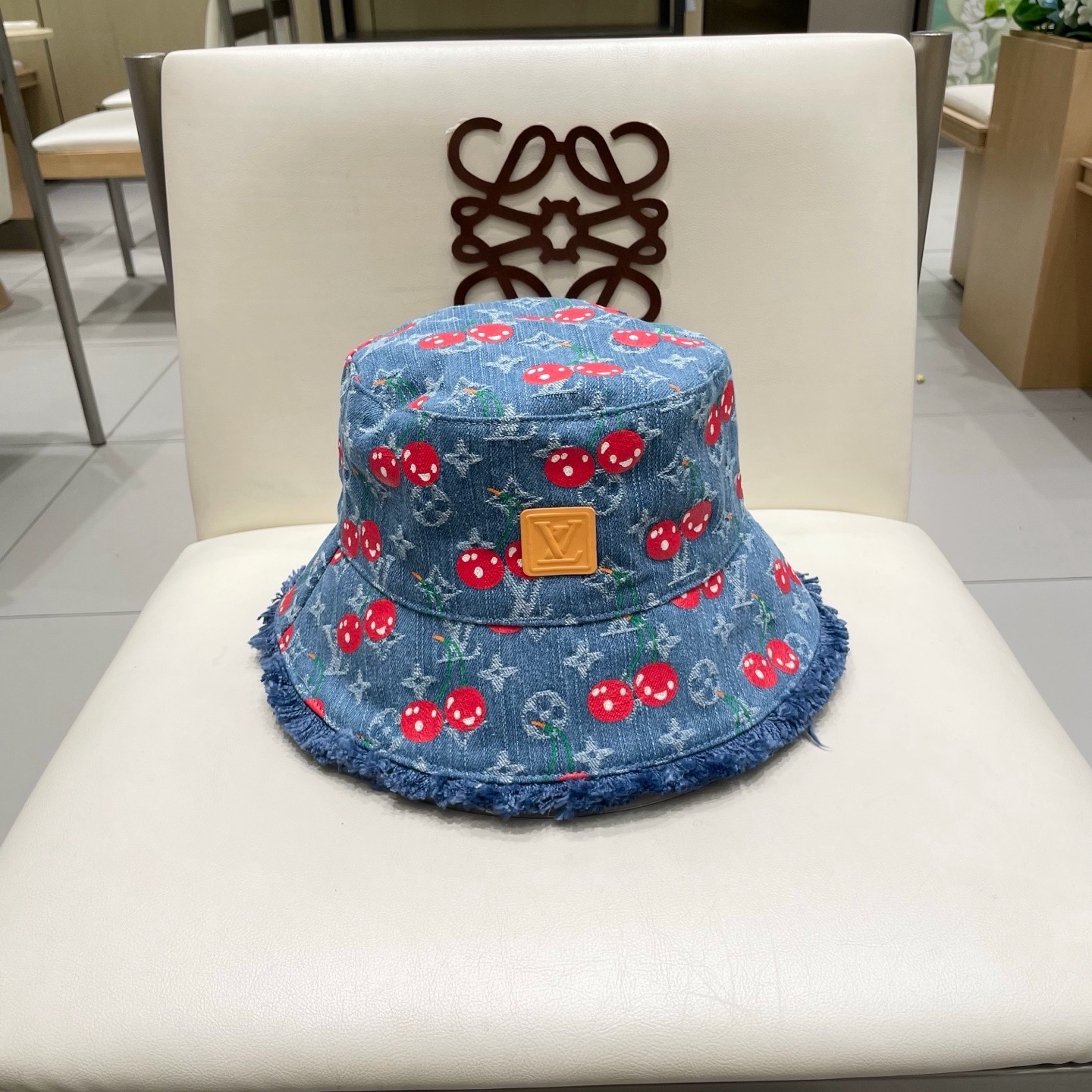 LV路易威登牛仔渔夫帽，头围57cm