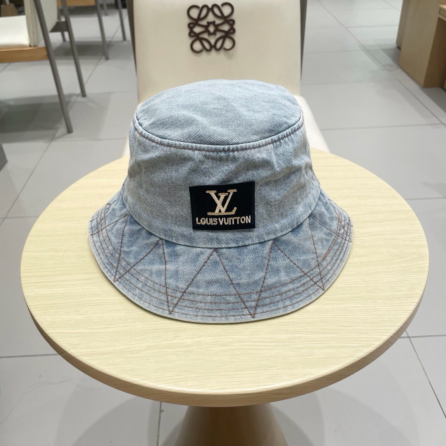 LV牛仔渔夫帽，头围57cm