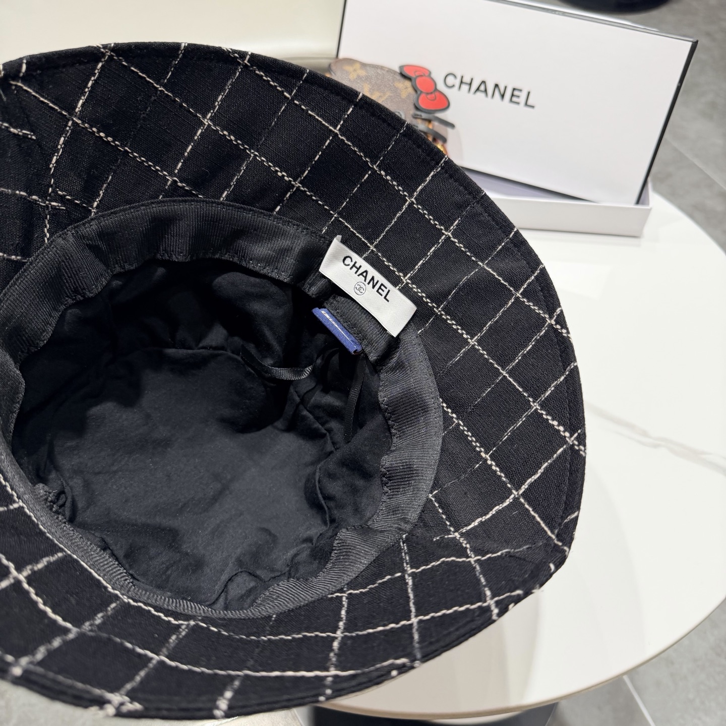 chanel香奈儿春夏新款牛仔渔夫帽超洋气的小设计~帽型好✓