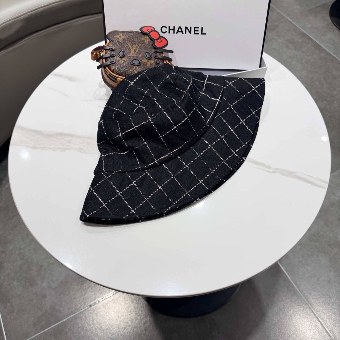 chanel香奈儿春夏新款牛仔渔夫帽超洋气的小设计~帽型好✓