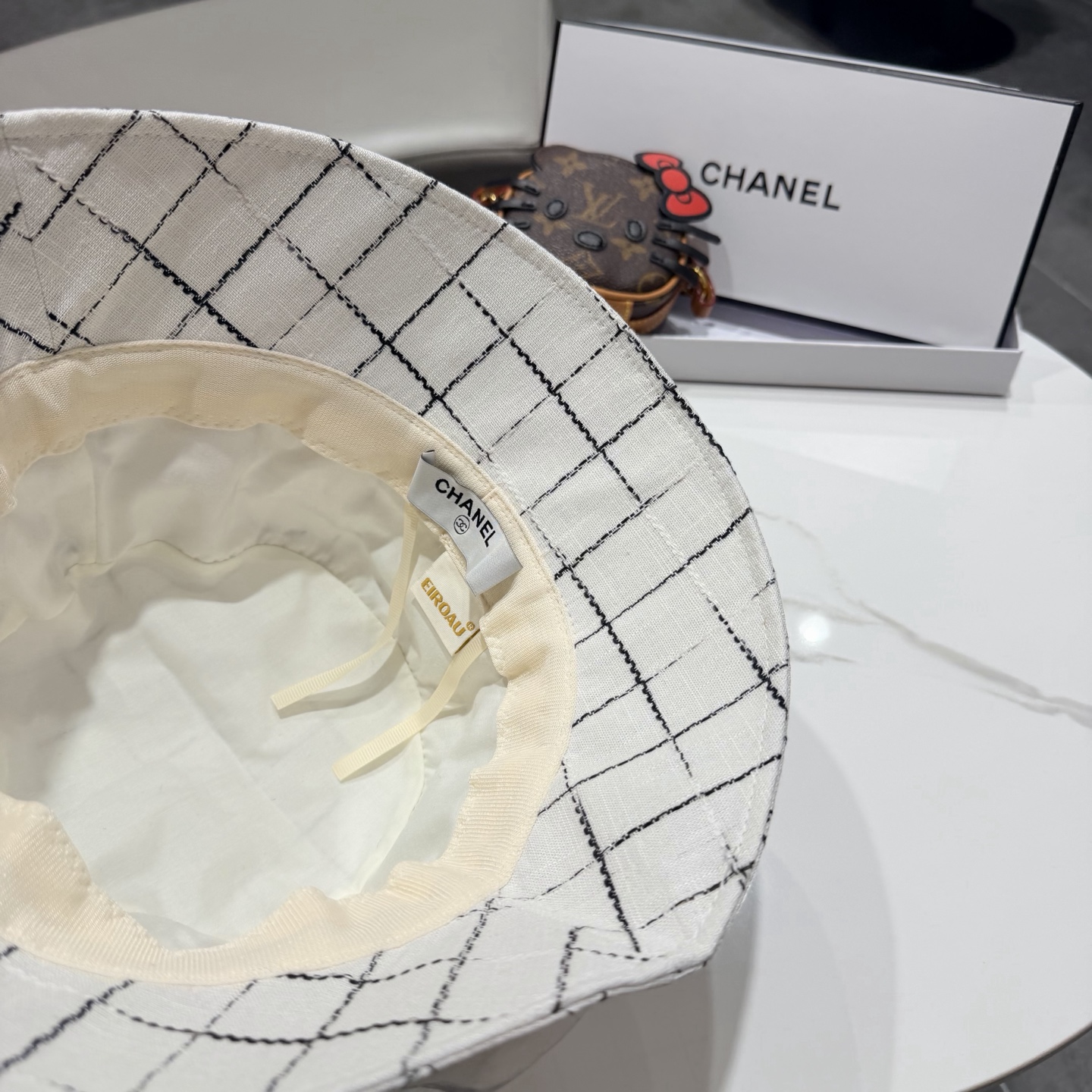 chanel香奈儿春夏新款牛仔渔夫帽超洋气的小设计~帽型好✓