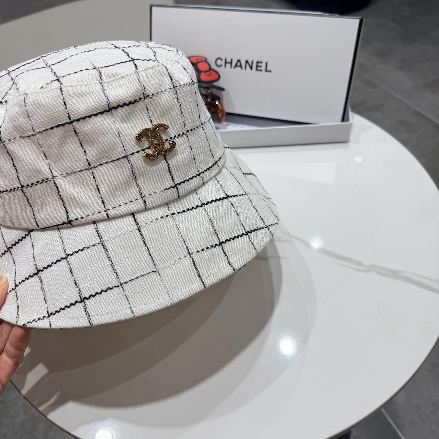 chanel香奈儿春夏新款牛仔渔夫帽超洋气的小设计~帽型好✓