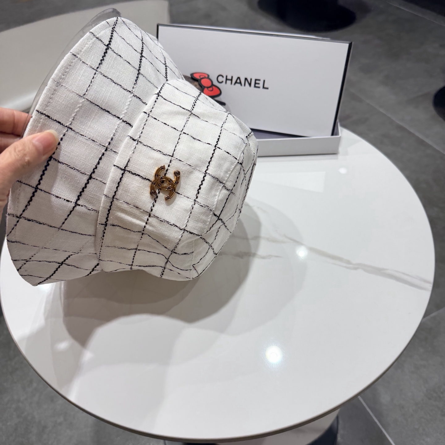 chanel香奈儿春夏新款牛仔渔夫帽超洋气的小设计~帽型好✓