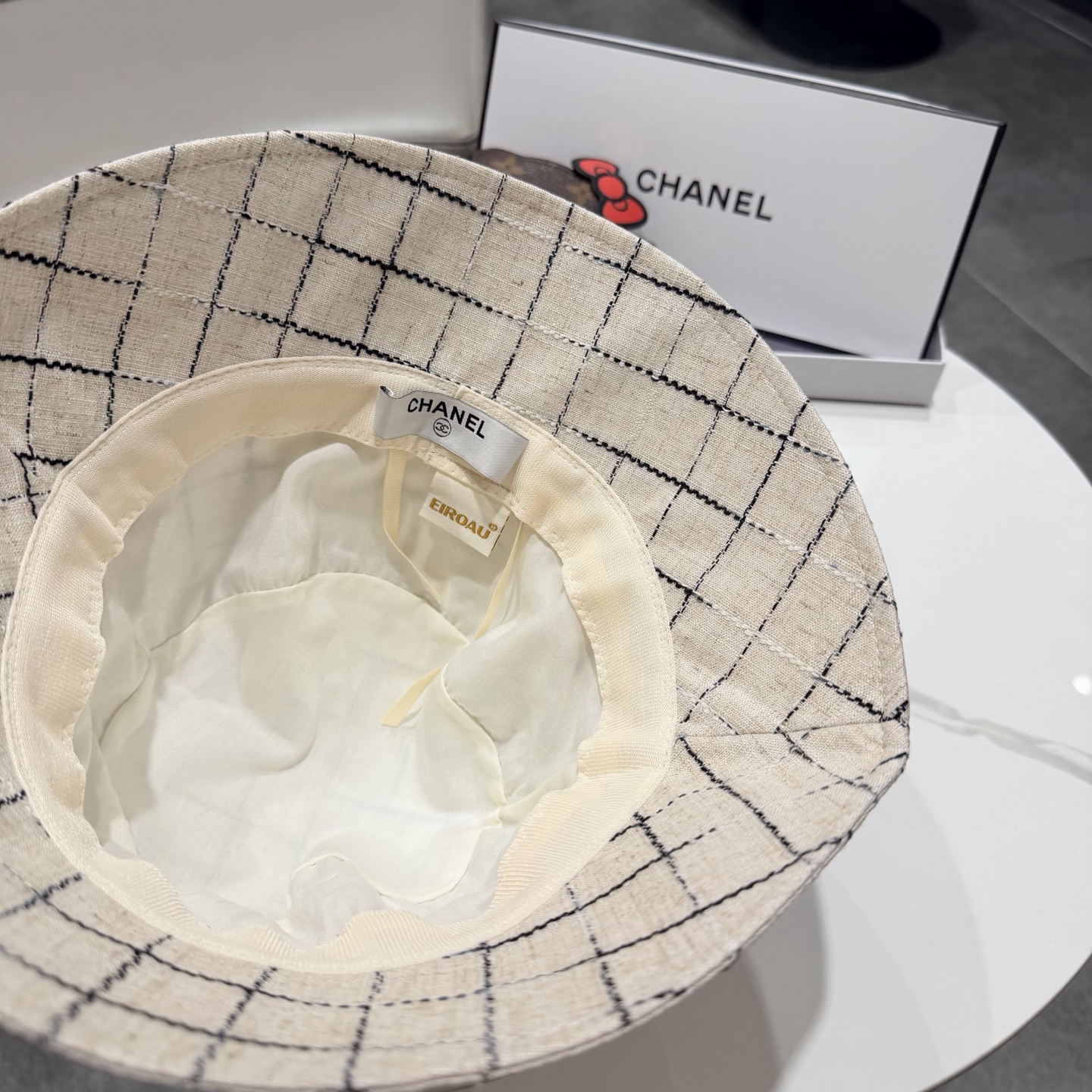 chanel香奈儿春夏新款牛仔渔夫帽超洋气的小设计~帽型好✓