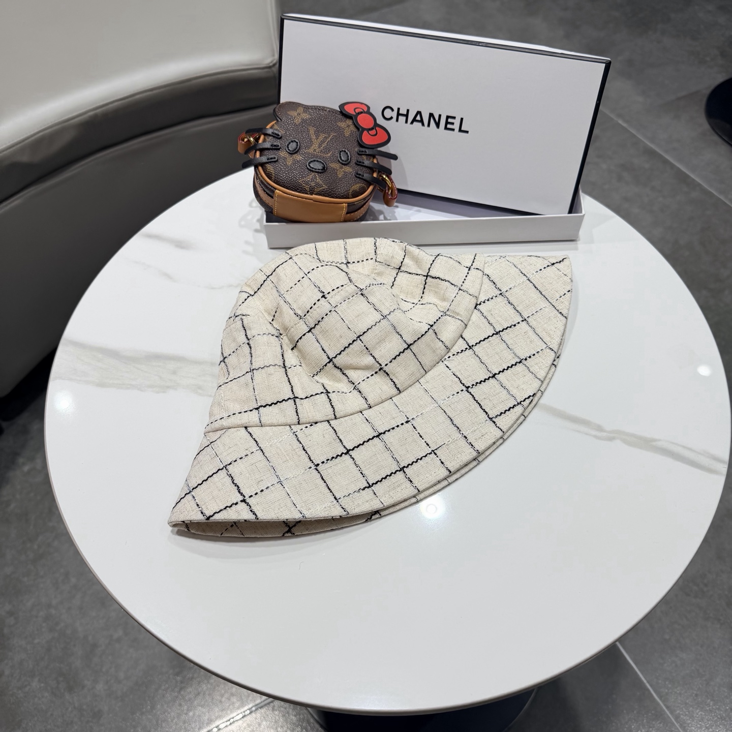 chanel香奈儿春夏新款牛仔渔夫帽超洋气的小设计~帽型好✓