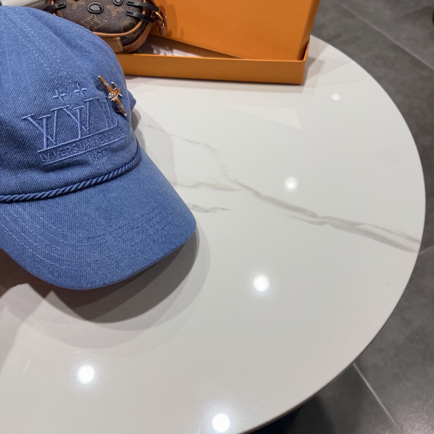 LouiVuittonLV👒专柜2025新款路易威登家牛仔棒球帽，简单大方 男女通用遮阳帽，