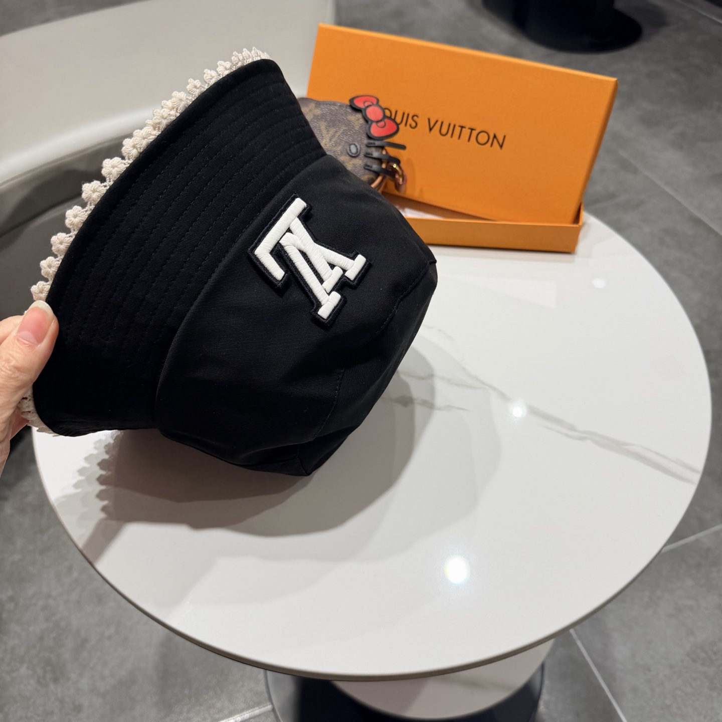 LV路易威登春夏款渔夫帽、头围57cm 男女通用