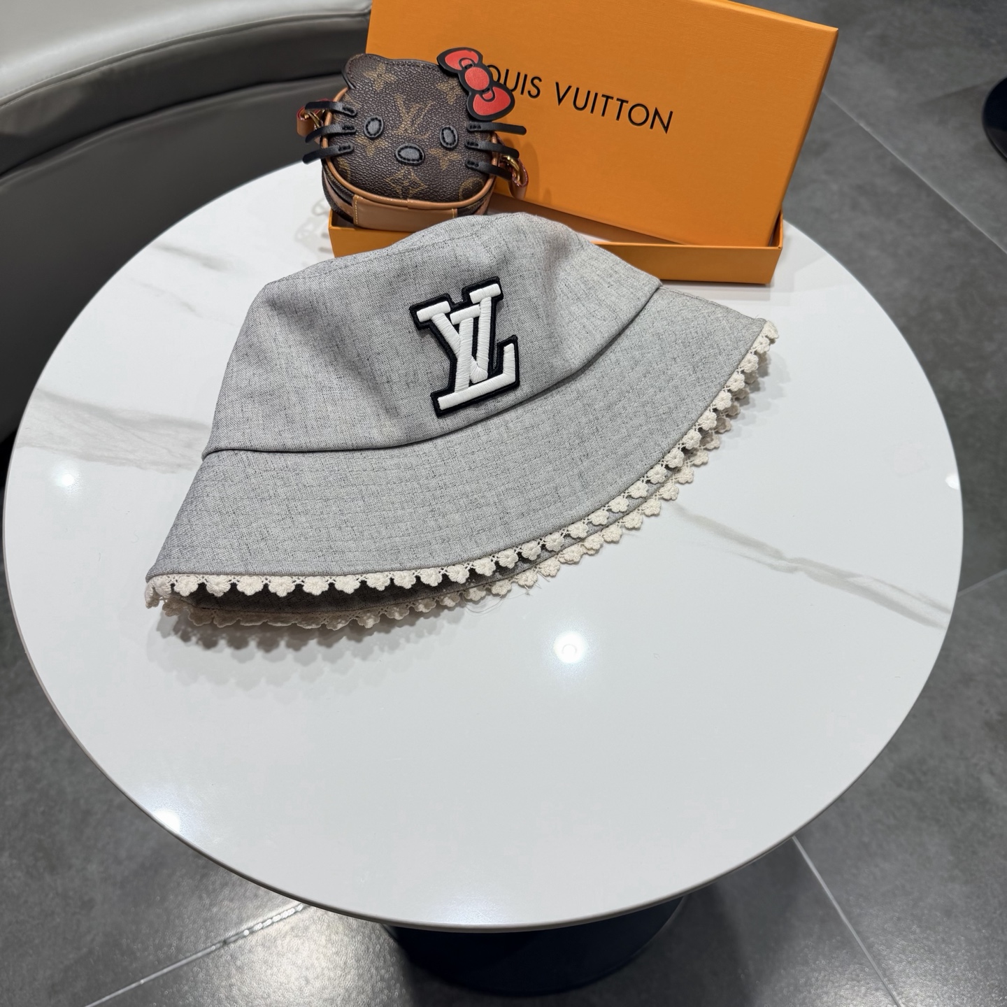 LV路易威登春夏款渔夫帽、头围57cm 男女通用