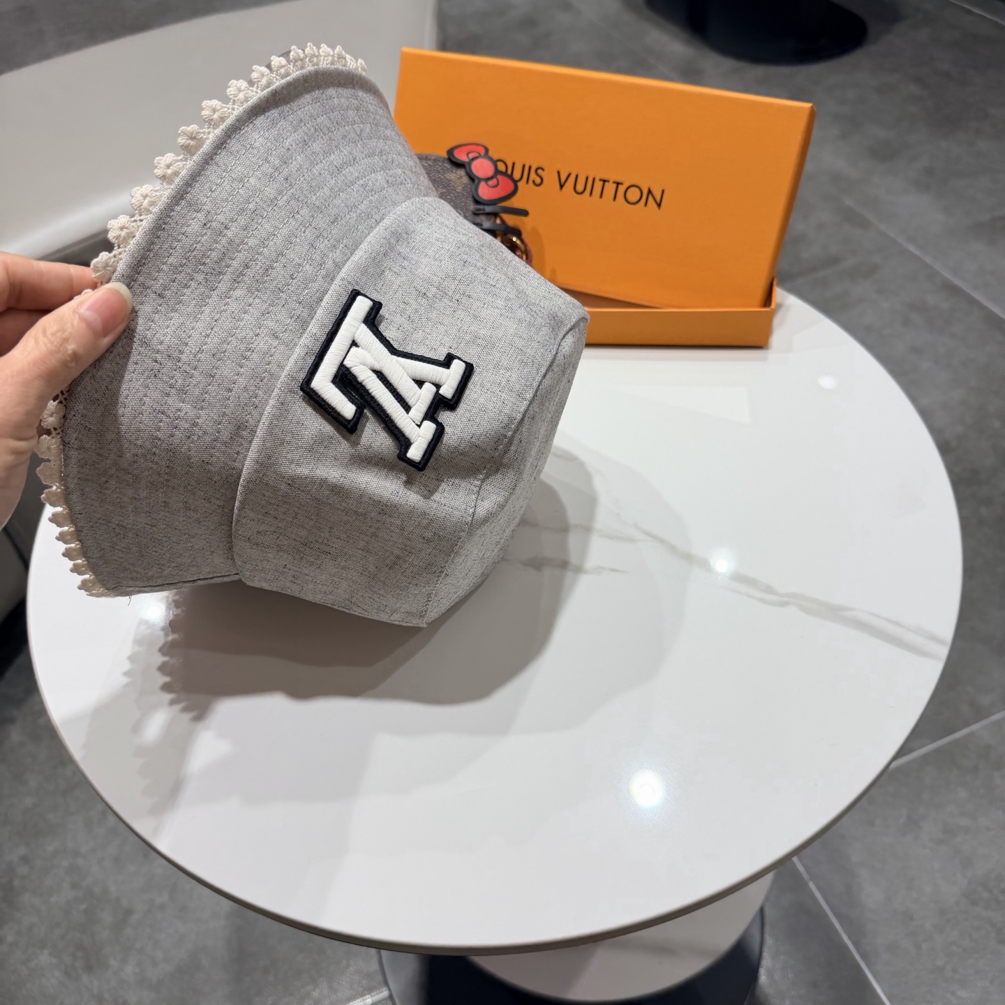 LV路易威登春夏款渔夫帽、头围57cm 男女通用