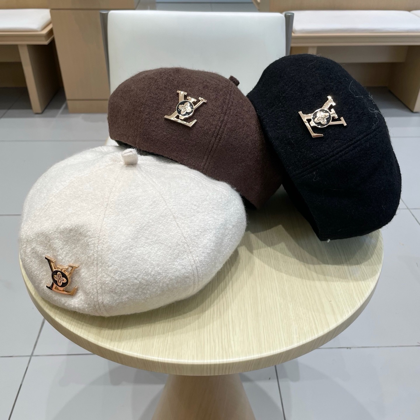 Lv路易威登羊毛贝雷帽 羊毛面料，