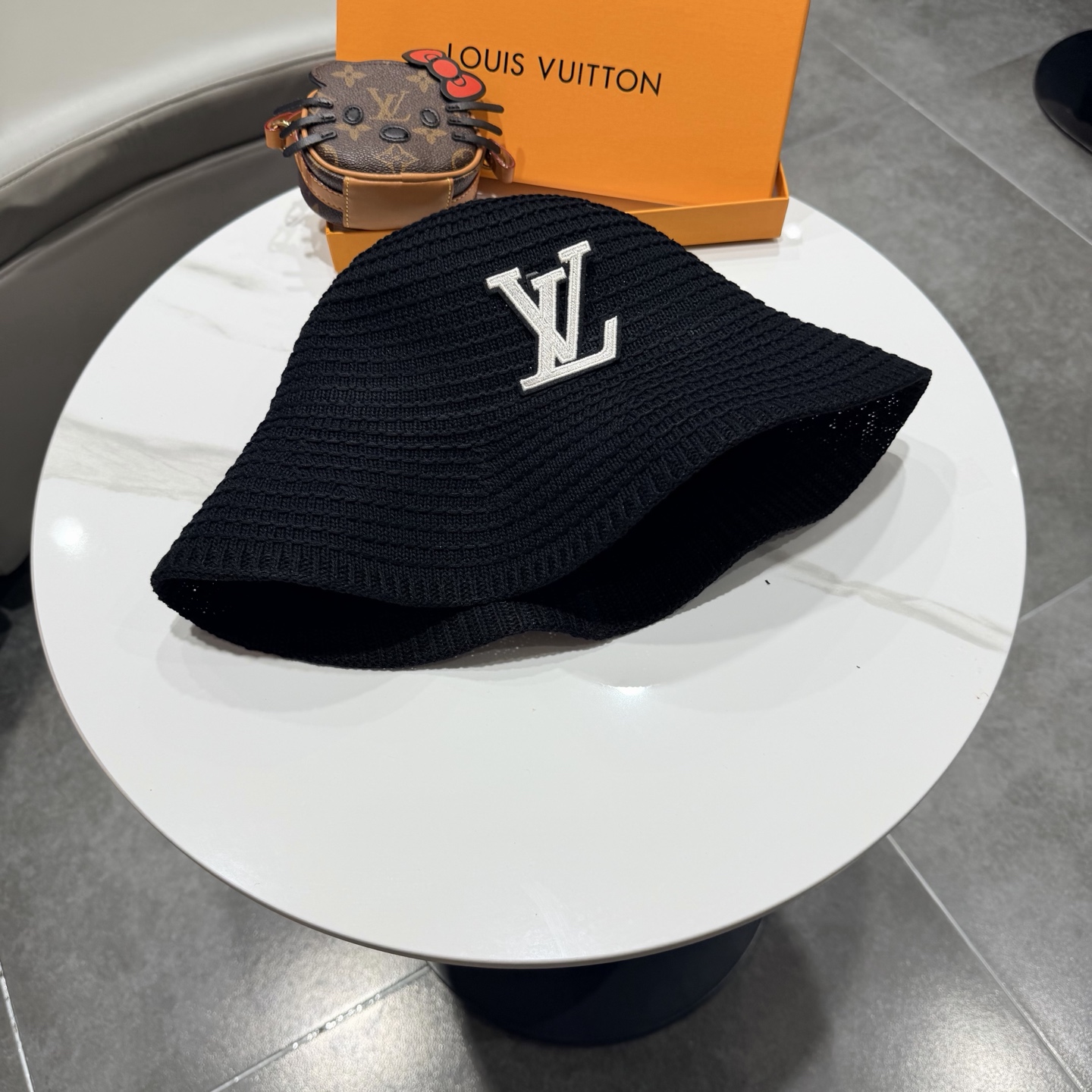 NO:742915,Lv Louis Vuitton simple literary style spring and summer hollow knitted fisherman hat women's small brim Korean version solid color fashionable face small basin hat straw hat fisherman hat baseball cap, hat, louis vuitton, louis vuitton, espadrilles, hats19860909Lv路易威登简单文艺范春夏季镂空针织渔夫帽女小帽檐韩版纯色时髦显脸小盆帽帽子草帽渔夫帽棒球帽,帽子,louis vuitton,louis vuitton,espadrilles,hats,hat