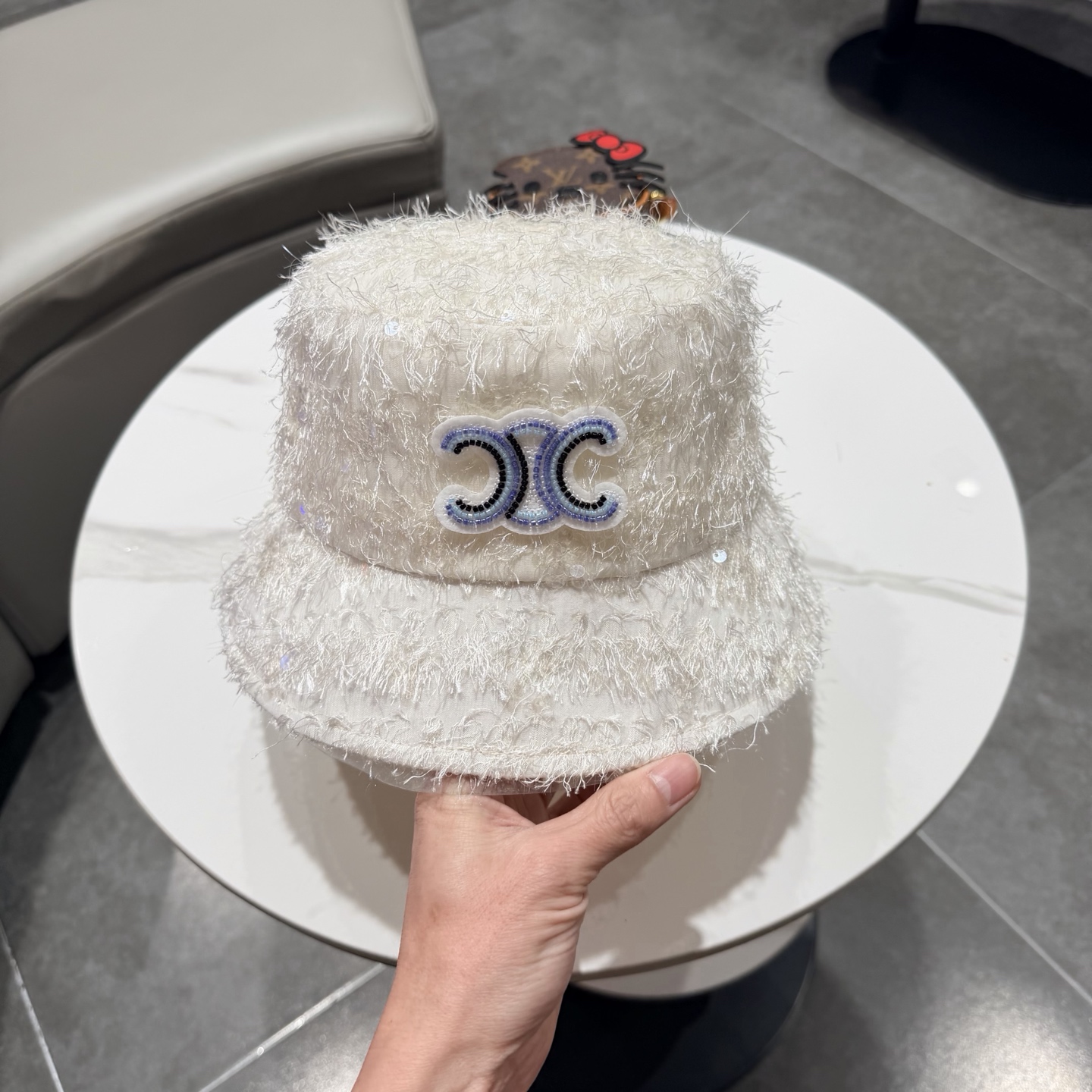 赛琳celine2025新款纯色帽子女春夏季显脸小亮片蕾丝透气盆帽时尚百搭水桶帽
