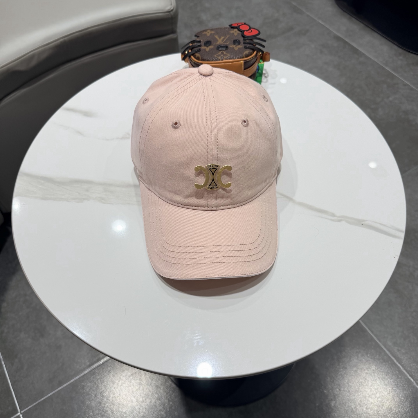赛琳 CELINE 新款春夏球帽🧢大牌款超好搭配，闭眼入的一款