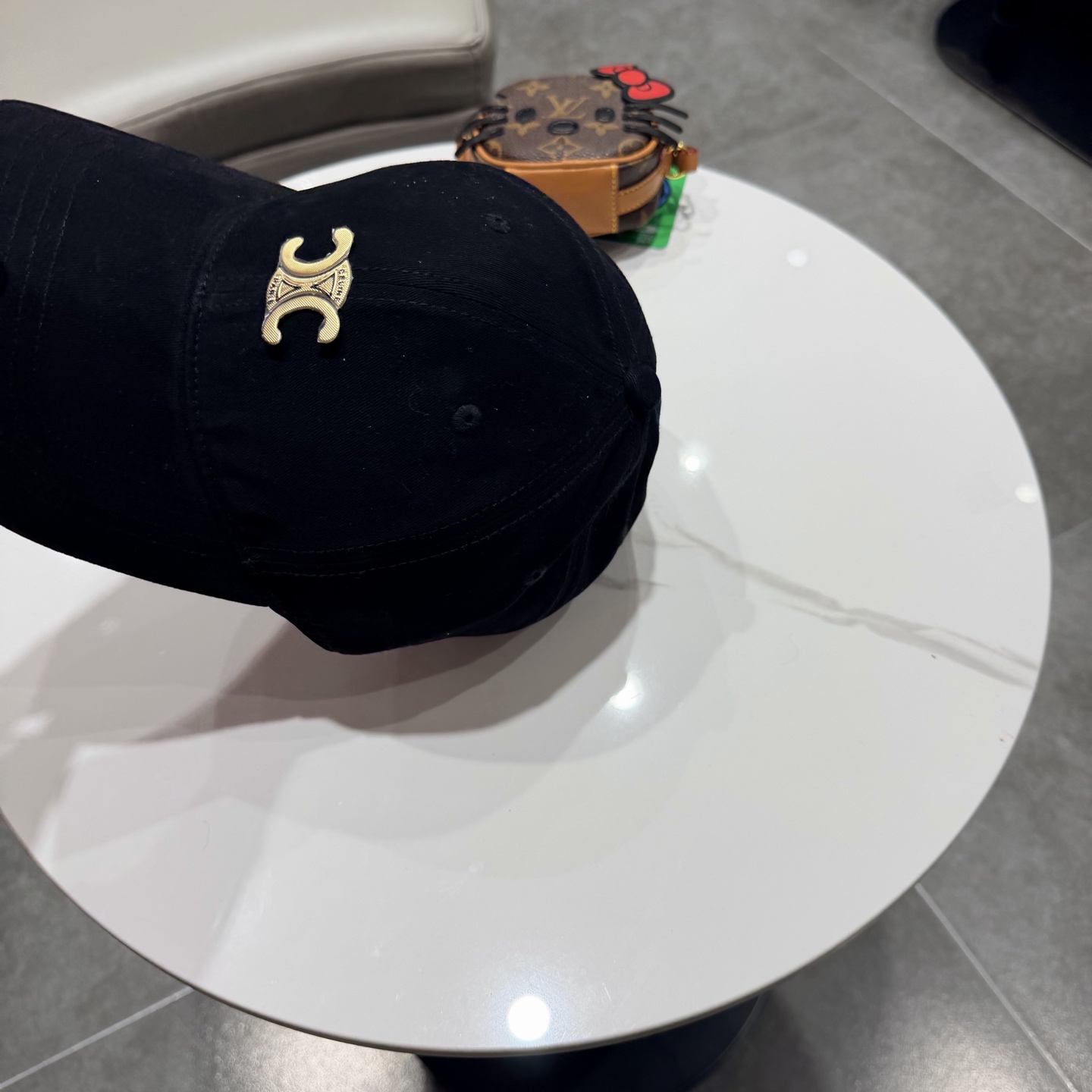 赛琳 CELINE 新款春夏球帽🧢大牌款超好搭配，闭眼入的一款