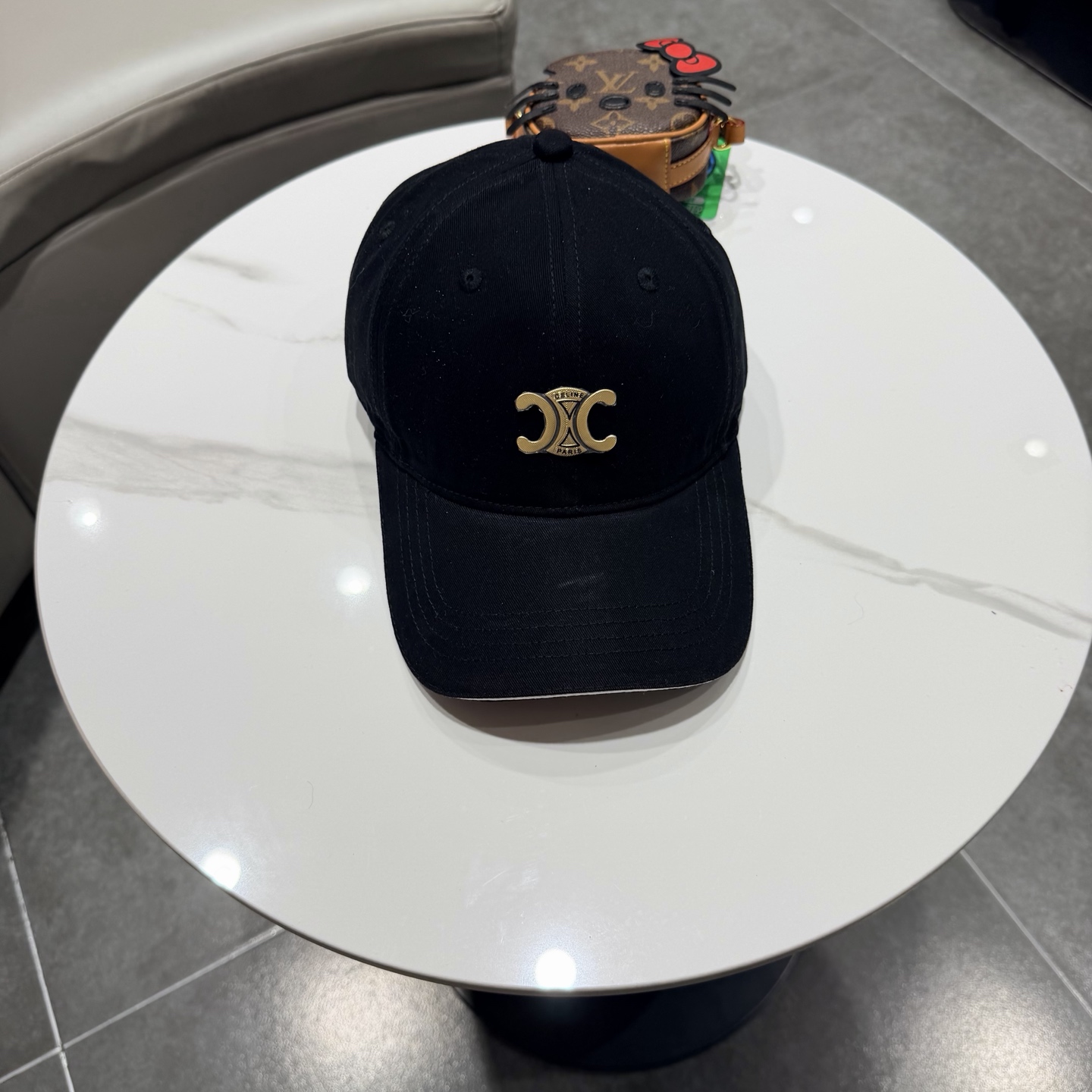 赛琳 CELINE 新款春夏球帽🧢大牌款超好搭配，闭眼入的一款