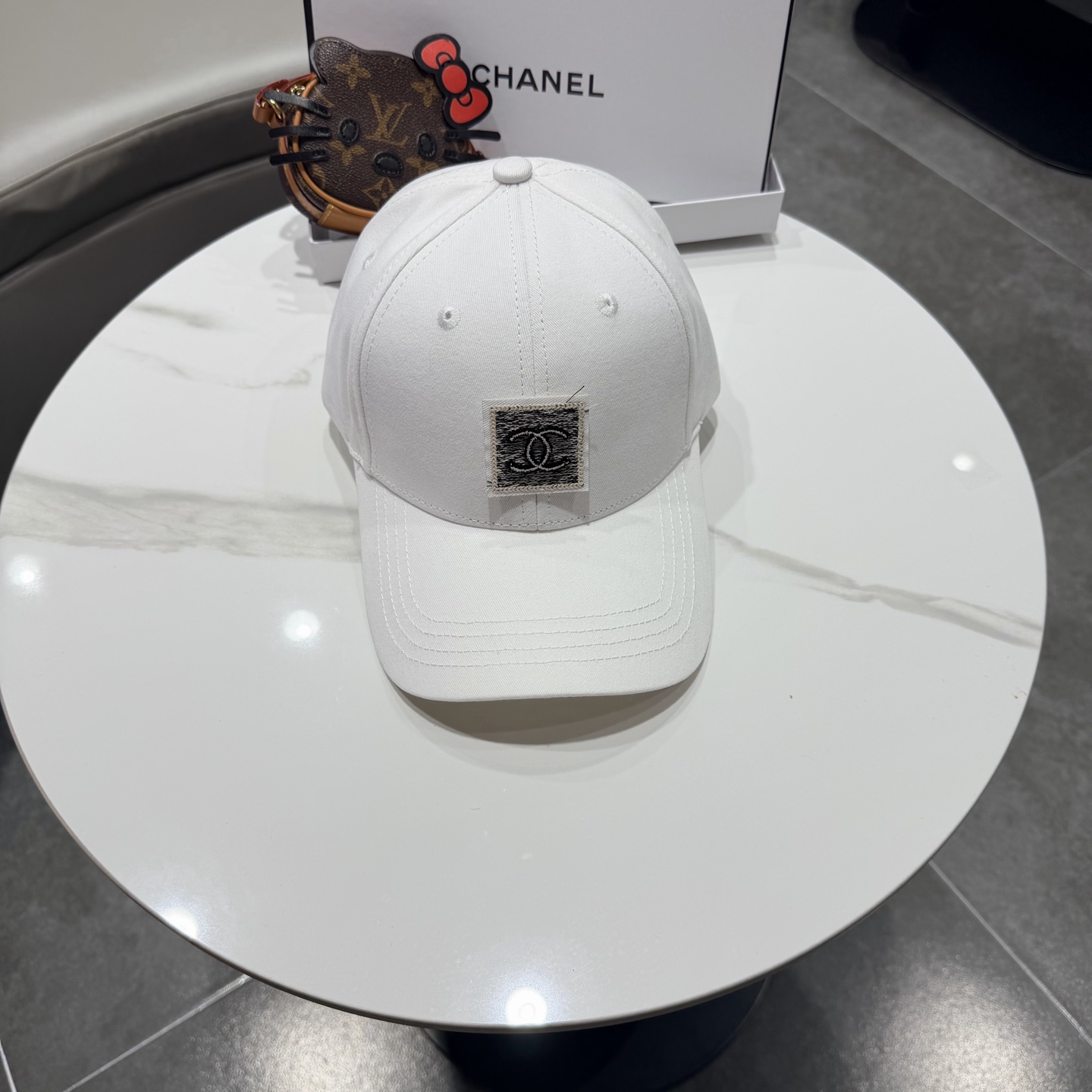 香奈儿CHANEL 春夏新品高定棒球帽，小香logo经典简约，时尚休闲设计 跑量新品