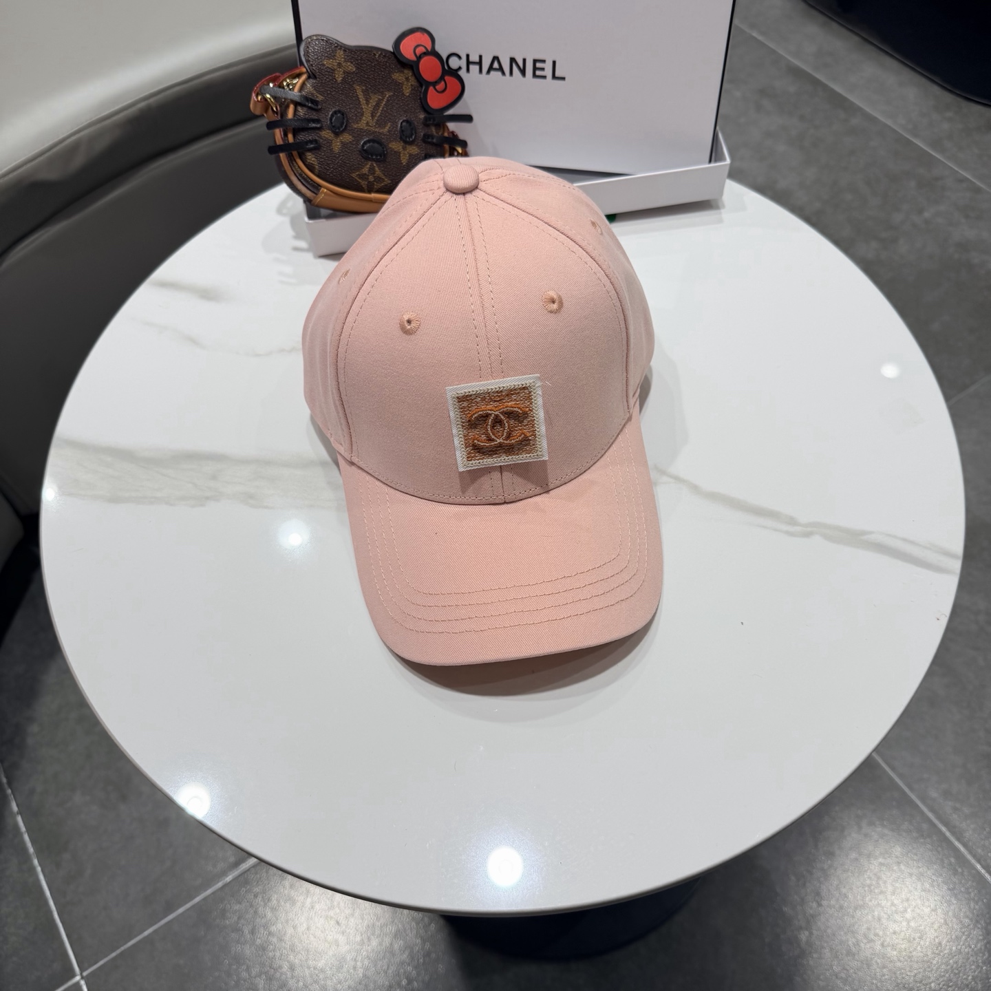 香奈儿CHANEL 春夏新品高定棒球帽，小香logo经典简约，时尚休闲设计 跑量新品