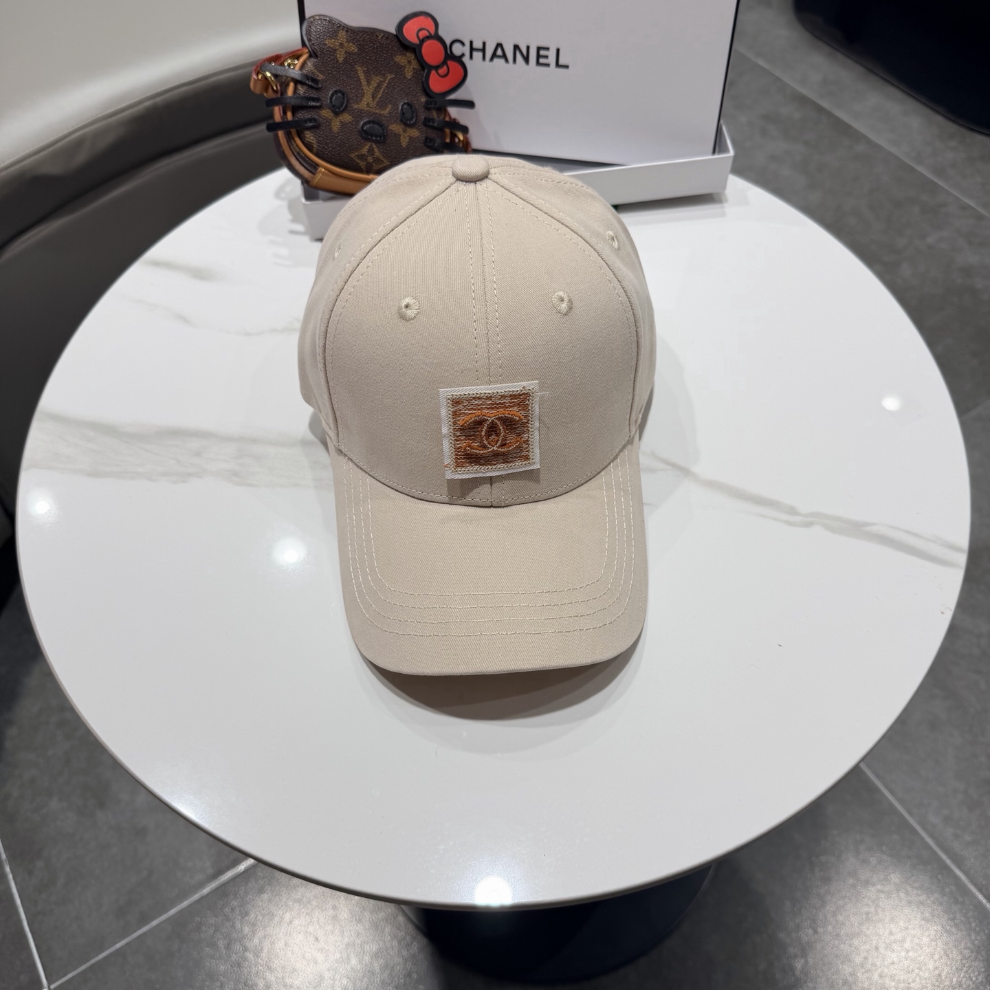 香奈儿CHANEL 春夏新品高定棒球帽，小香logo经典简约，时尚休闲设计 跑量新品