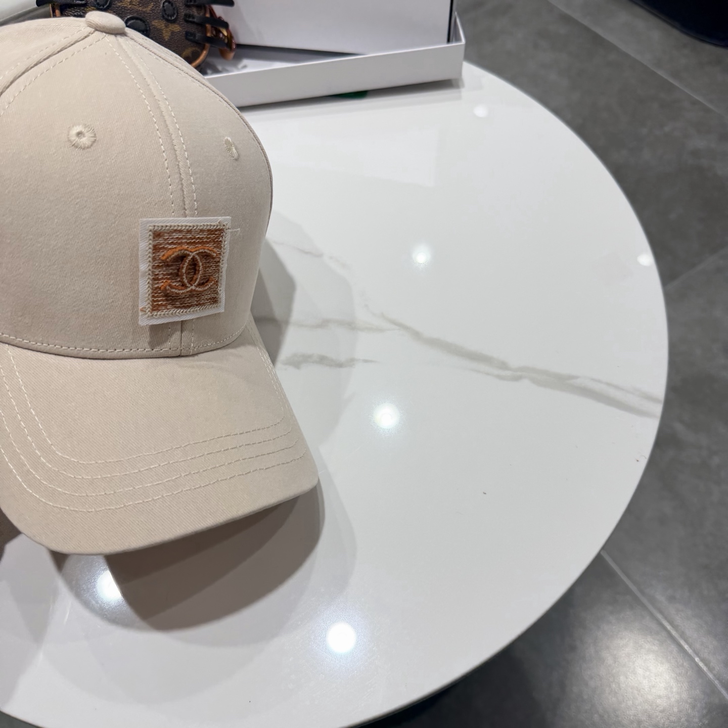 香奈儿CHANEL 春夏新品高定棒球帽，小香logo经典简约，时尚休闲设计 跑量新品
