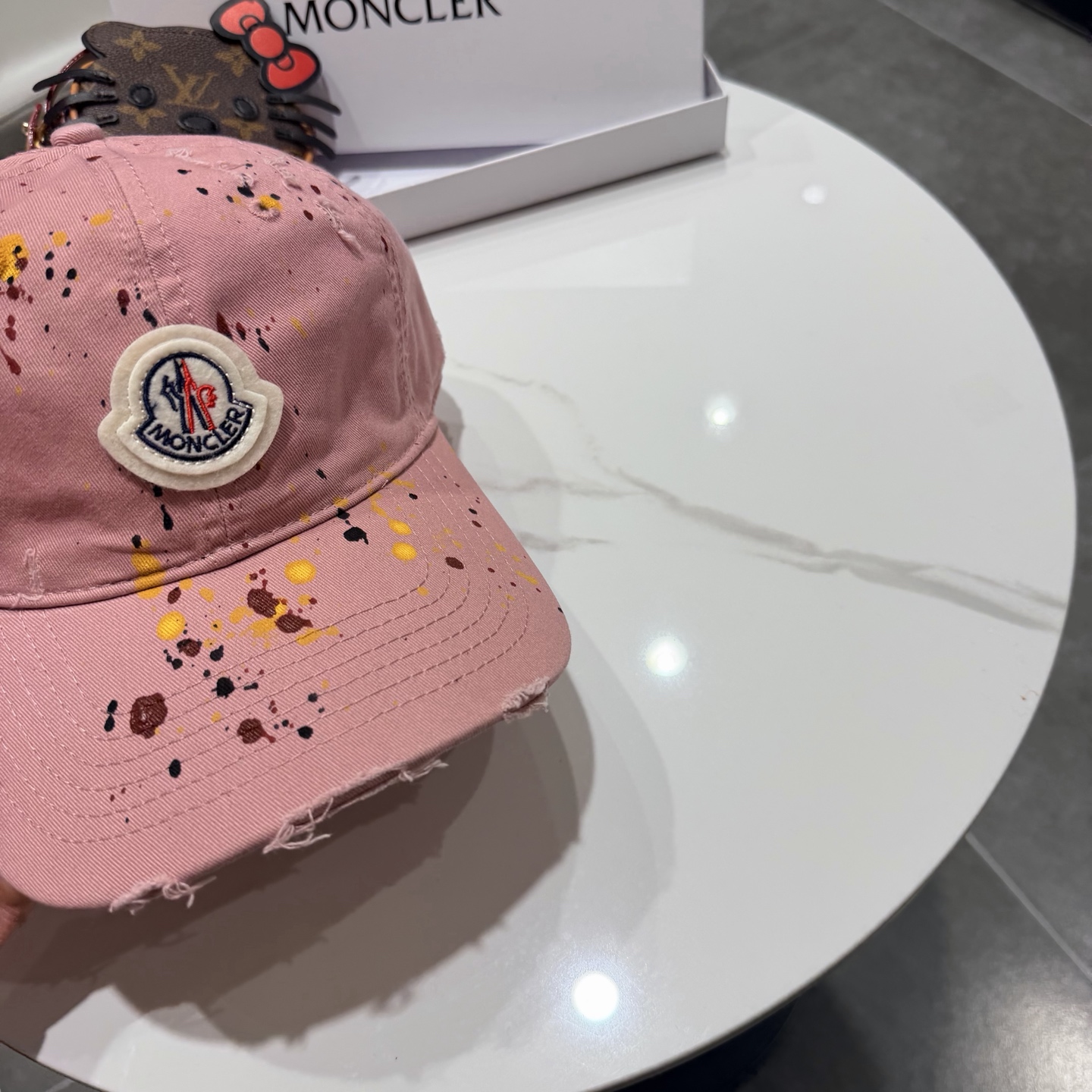 蒙口MONCLER新款棒球帽，时尚炸街单品，风格很OK，网红.时尚博主的最爱！高品质舒适透气，凹造型很好
