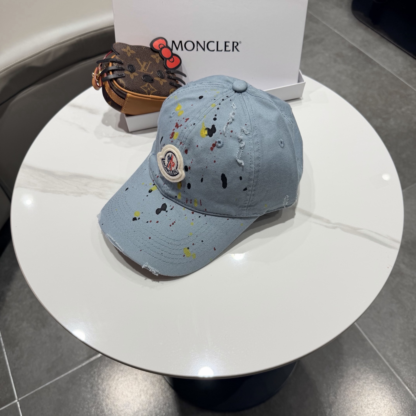 蒙口MONCLER新款棒球帽，时尚炸街单品，风格很OK，网红.时尚博主的最爱！高品质舒适透气，凹造型很好