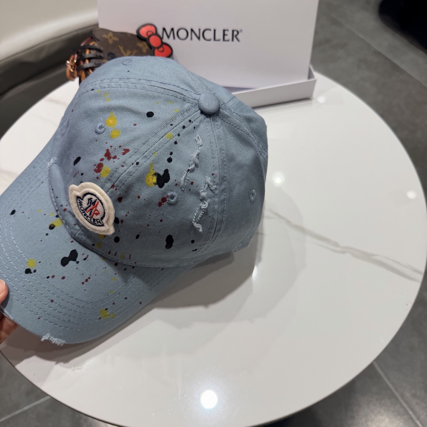 蒙口MONCLER新款棒球帽，时尚炸街单品，风格很OK，网红.时尚博主的最爱！高品质舒适透气，凹造型很好