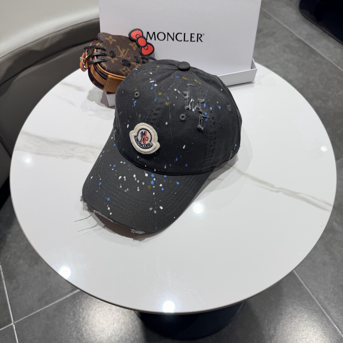 蒙口MONCLER新款棒球帽，时尚炸街单品，风格很OK，网红.时尚博主的最爱！高品质舒适透气，凹造型很好
