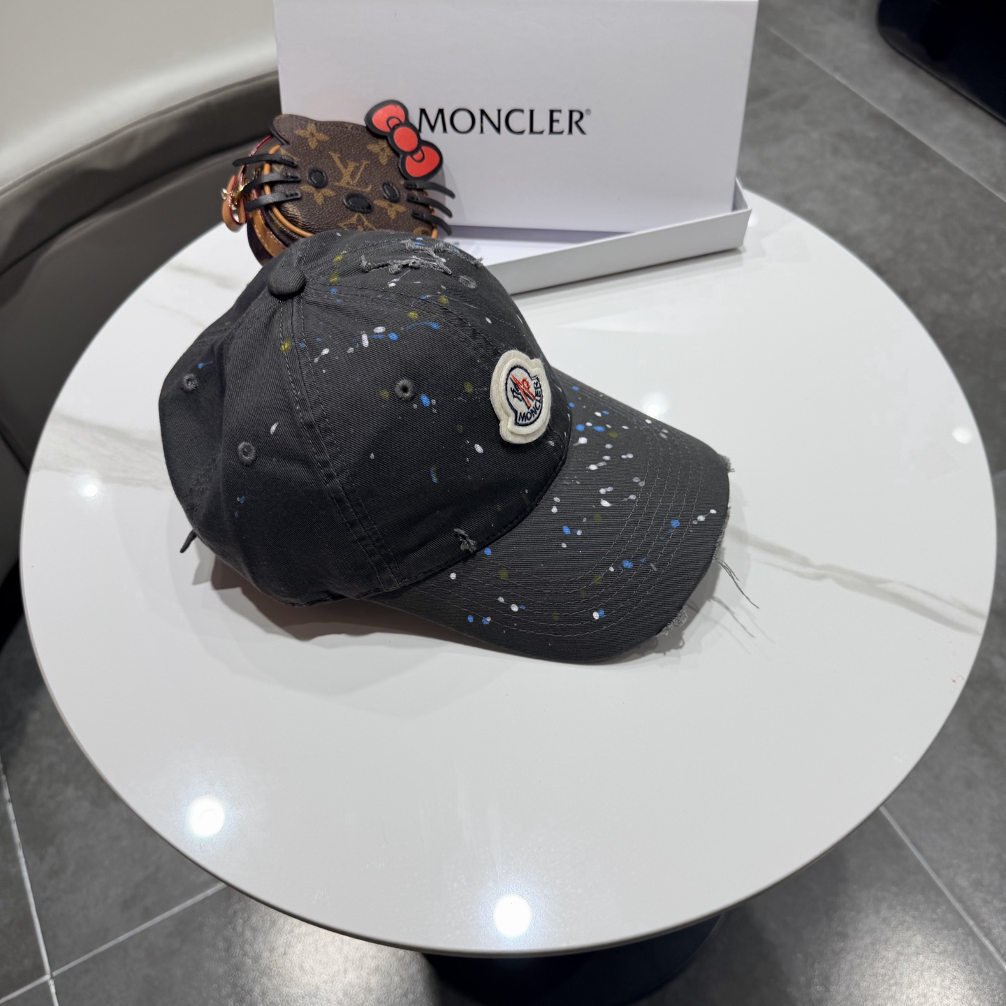 蒙口MONCLER新款棒球帽，时尚炸街单品，风格很OK，网红.时尚博主的最爱！高品质舒适透气，凹造型很好