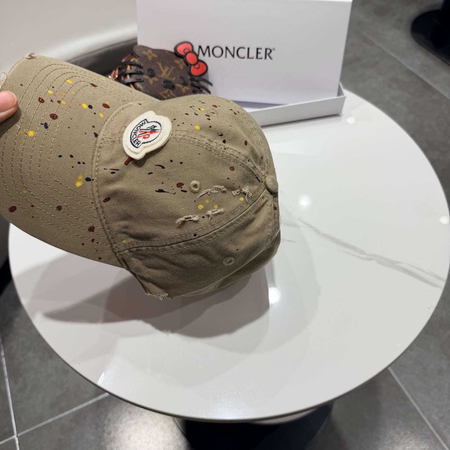 蒙口MONCLER新款棒球帽，时尚炸街单品，风格很OK，网红.时尚博主的最爱！高品质舒适透气，凹造型很好