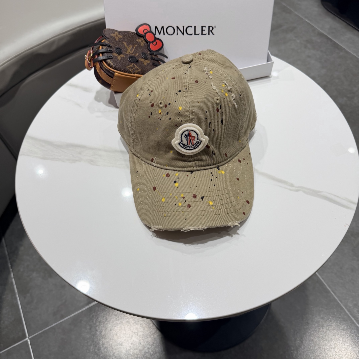 蒙口MONCLER新款棒球帽，时尚炸街单品，风格很OK，网红.时尚博主的最爱！高品质舒适透气，凹造型很好