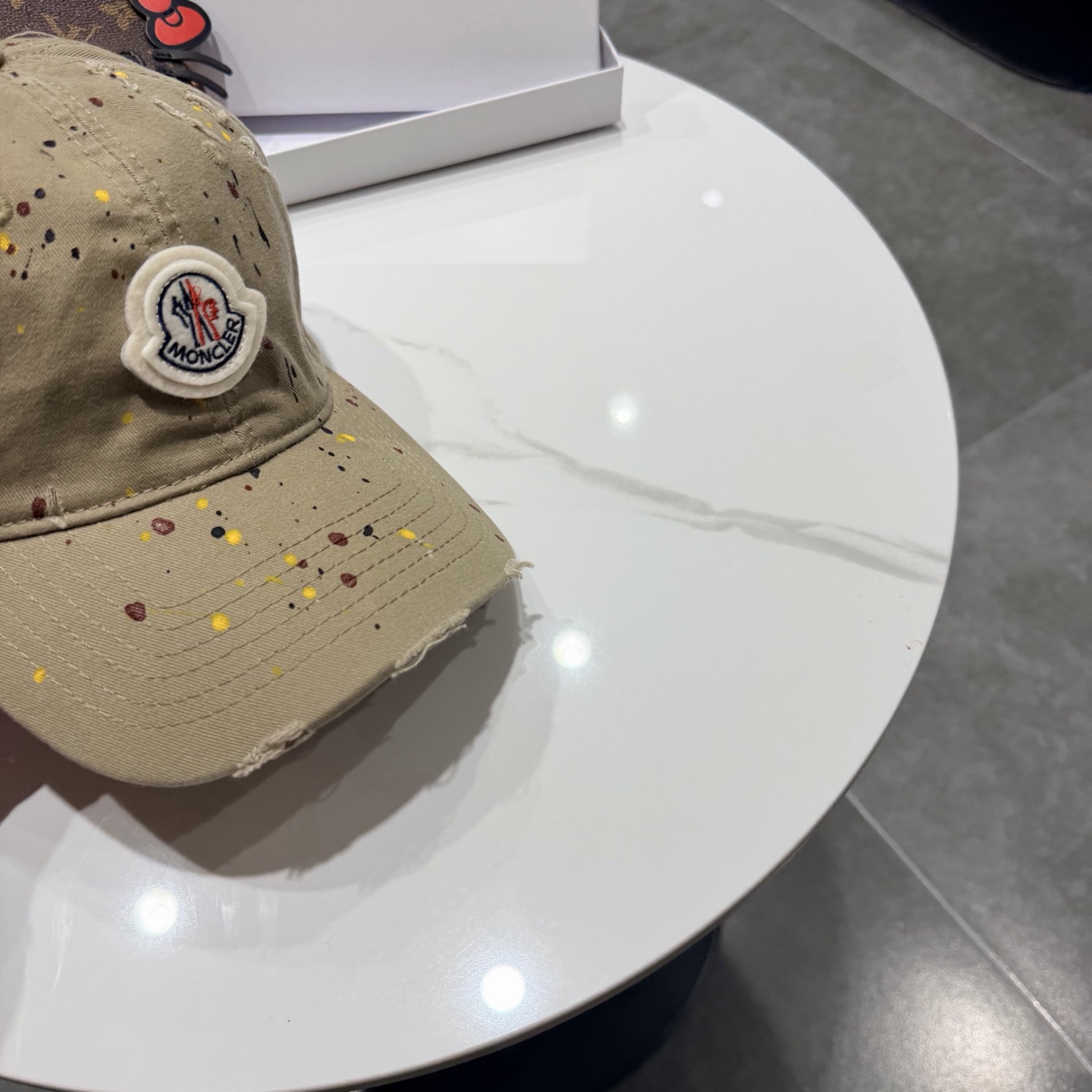蒙口MONCLER新款棒球帽，时尚炸街单品，风格很OK，网红.时尚博主的最爱！高品质舒适透气，凹造型很好